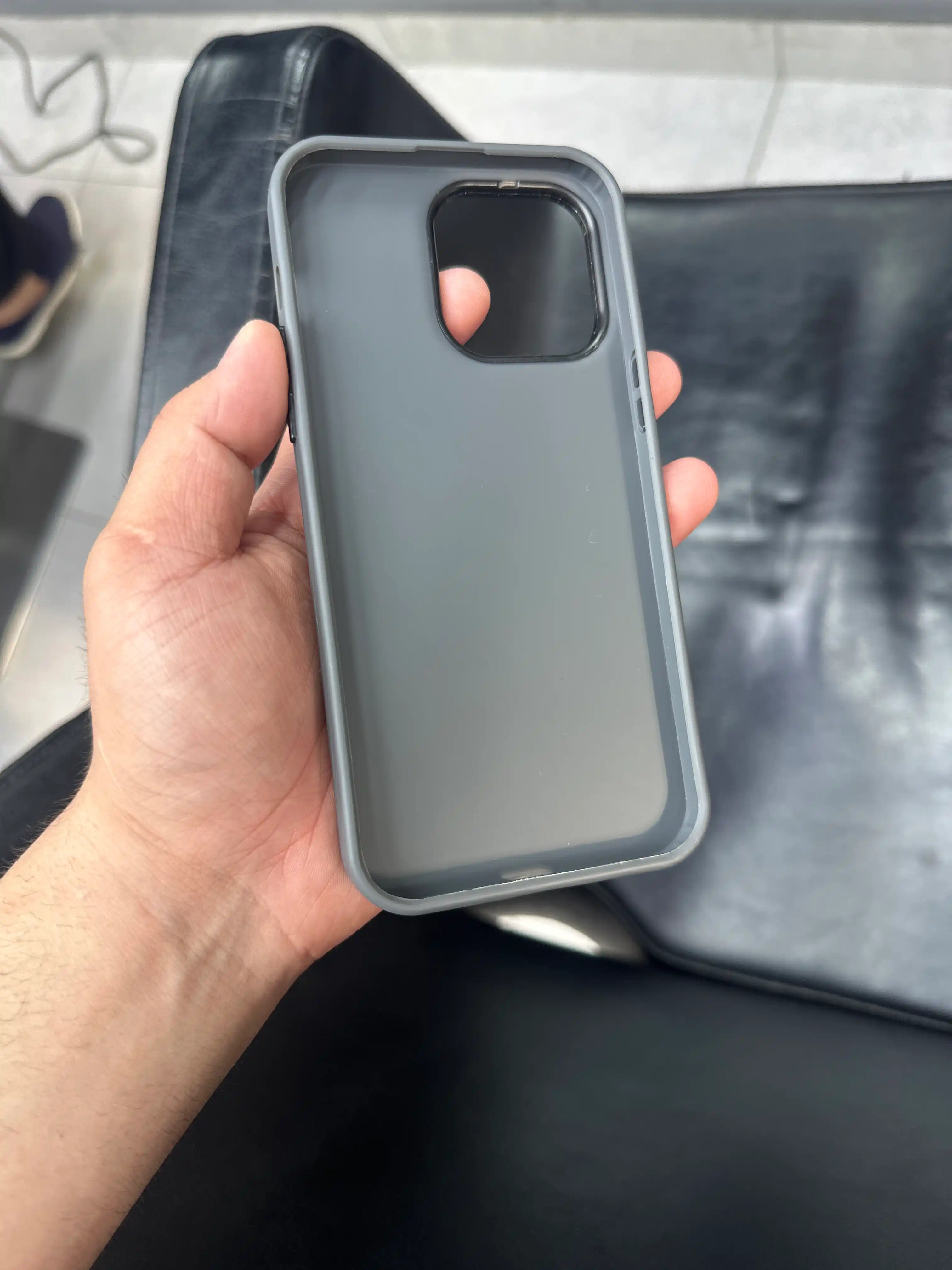 Iphone 13 Pro/Max, 14 Pro/Max, 15 Pro/Max modellari uchun sifatli chexollar