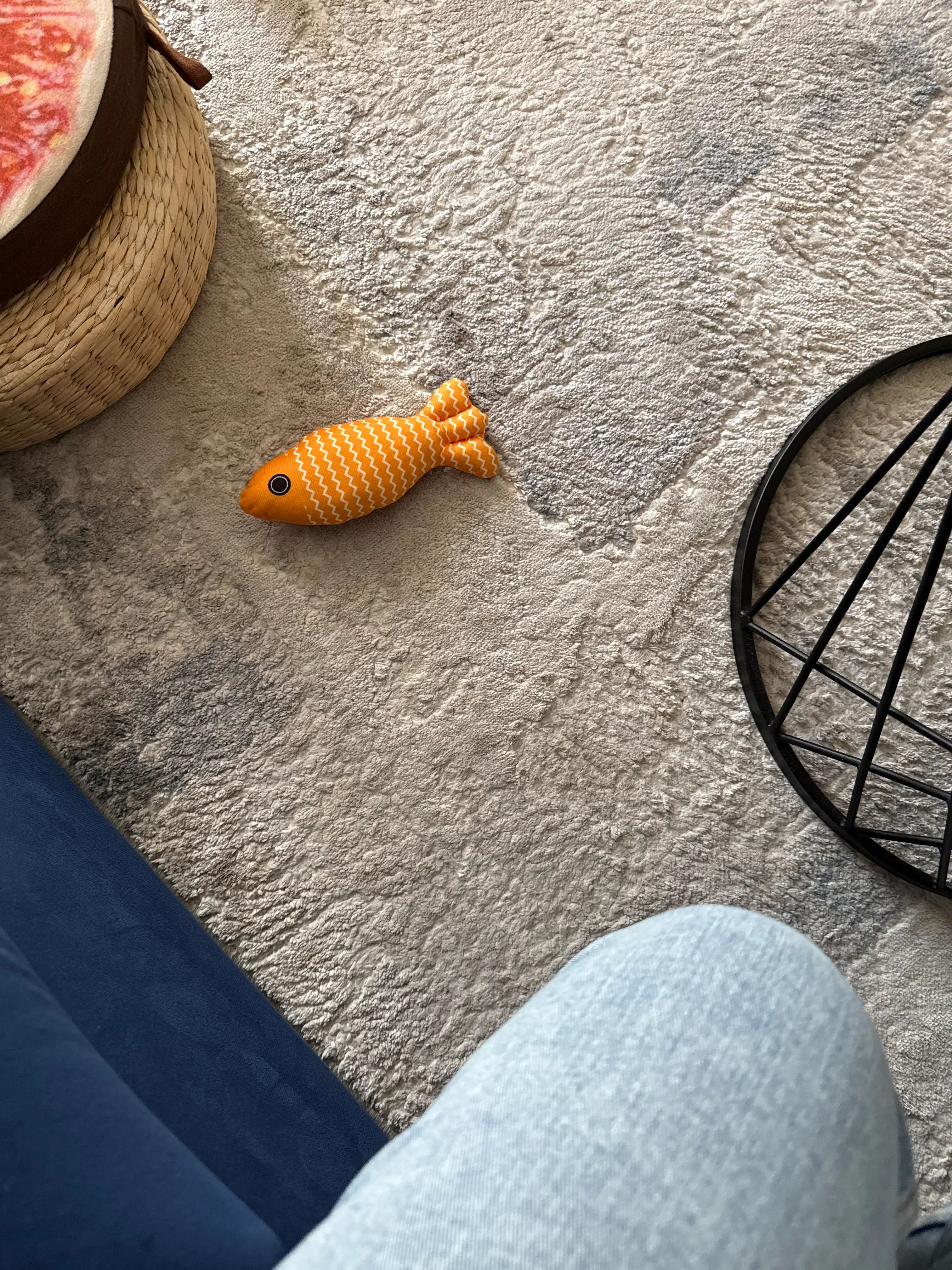 Игрушка для кошек, "Рыбка" плюшевая, с валерианой и кошачьей мятой