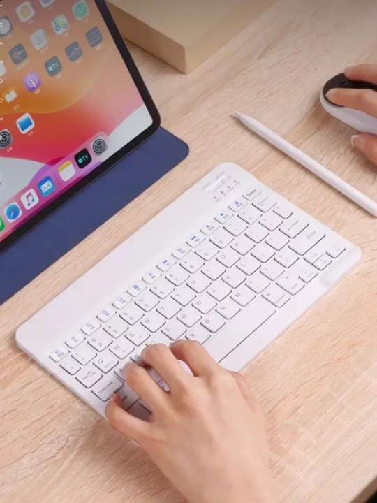 Wireless Klaviatura va Sichqoncha To‘plami – Bluetooth, Kompakt va Qulay Set