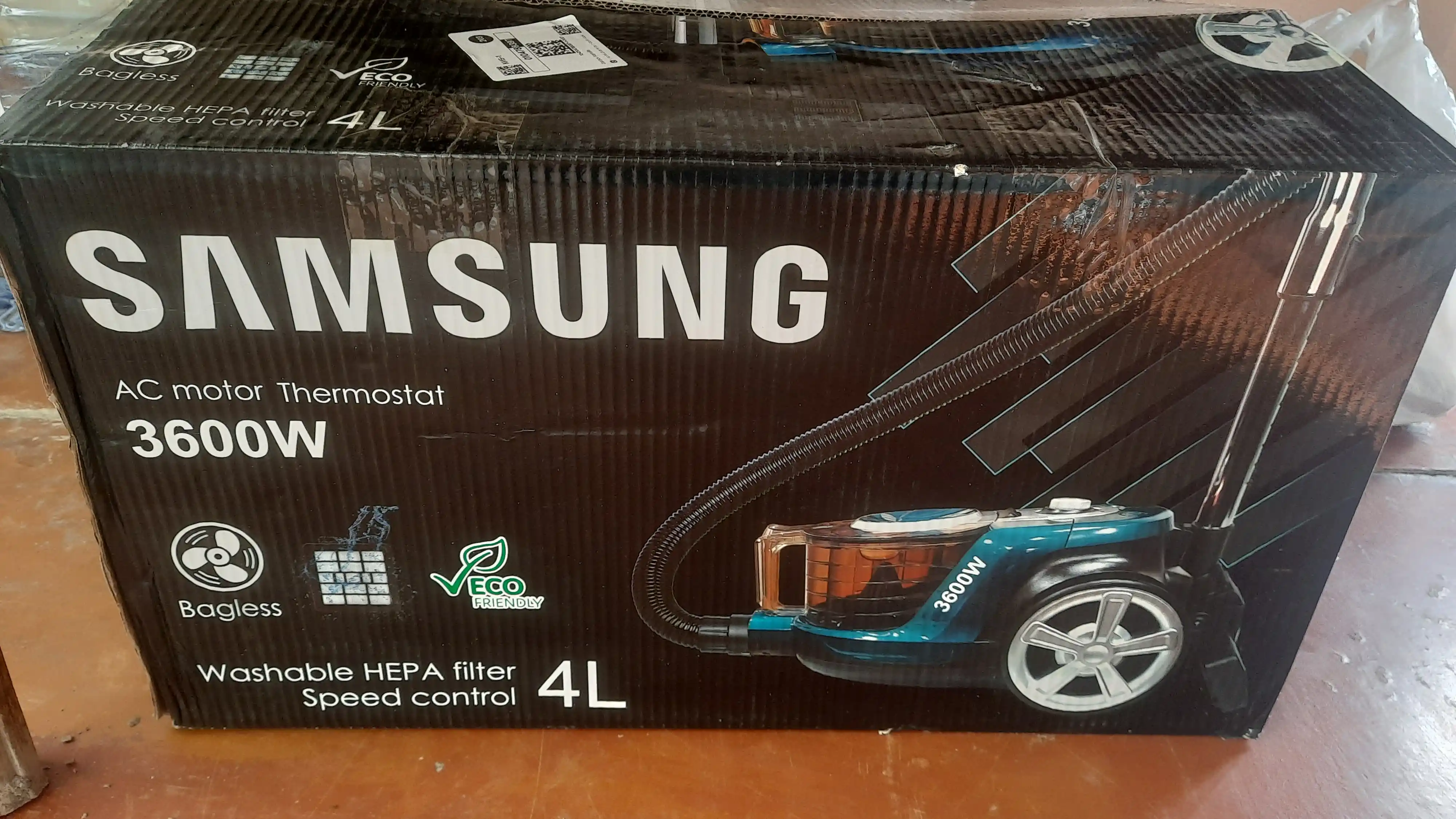 Пылесос Samsung PowerPro, 3600w, 4 л, с телескопической трубкой, с HEPA фильтром