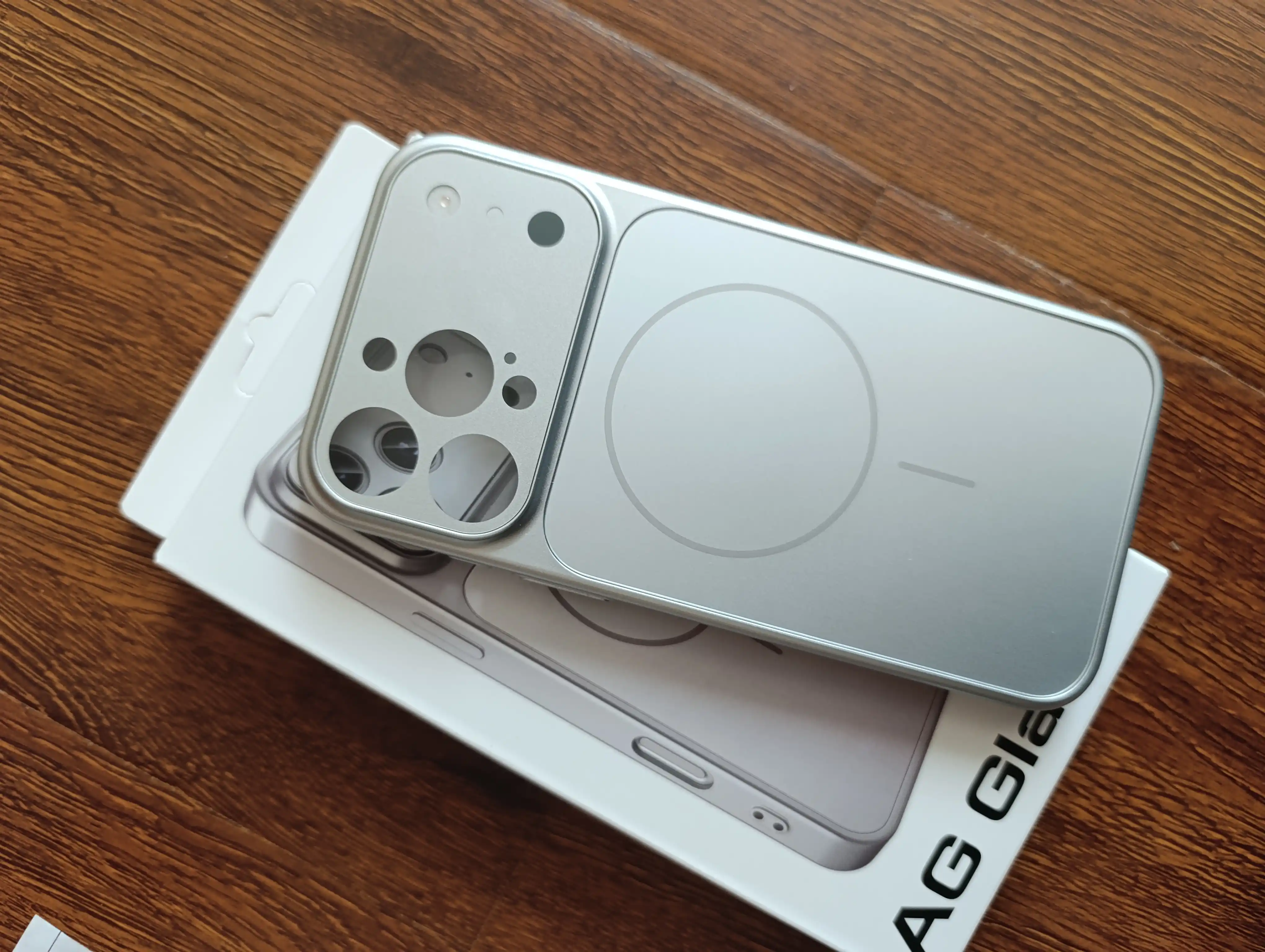 IPhone 17 dizayn chexol, magsafe bilan iPhone 13, 14, 15, 16 Pro, Pro Max uchun, chixol
