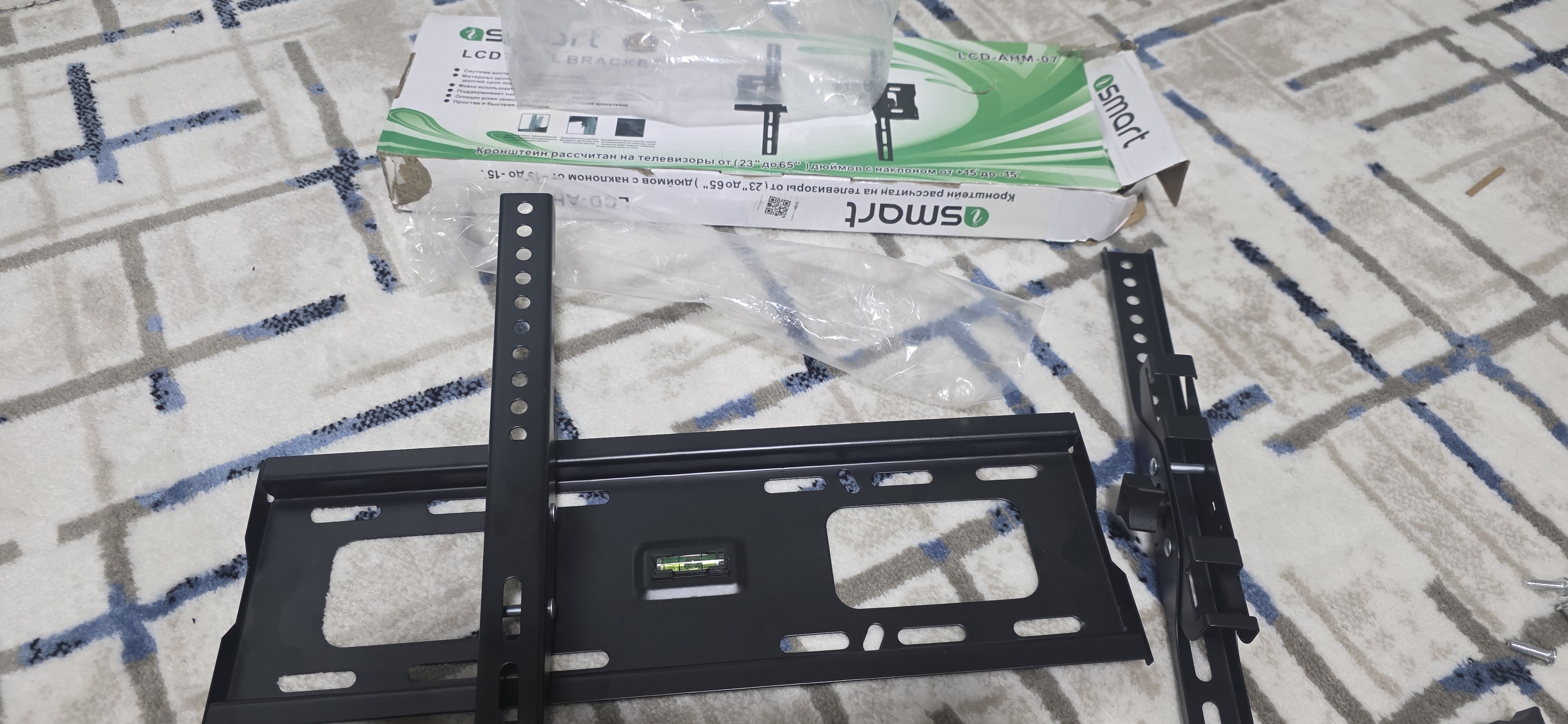 Televizor uchun devor kronshteyni iSmart – 14” dan 65” gacha, metall osma moslama