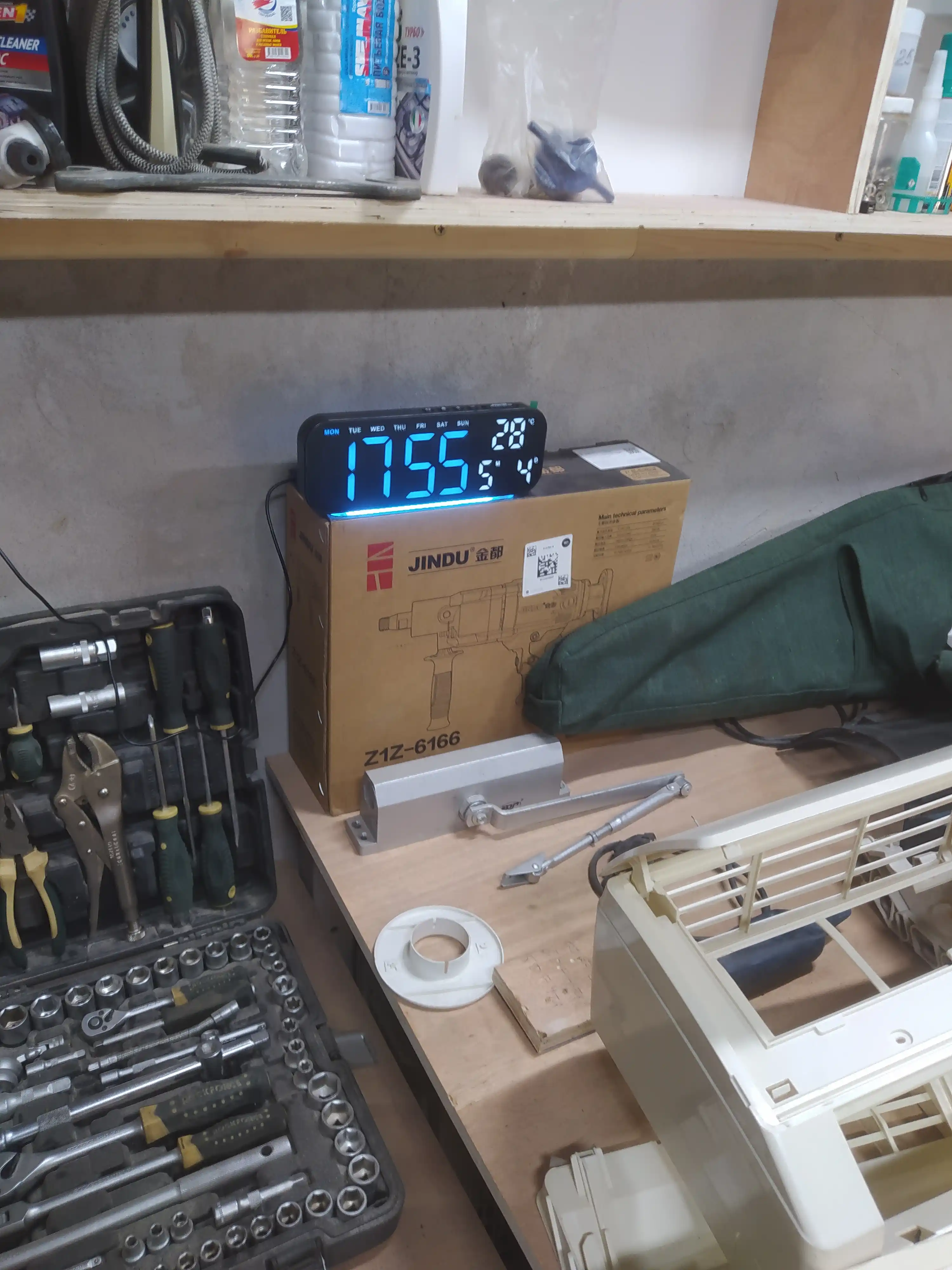LED elektron stol soati budilnik, sana va temperatura