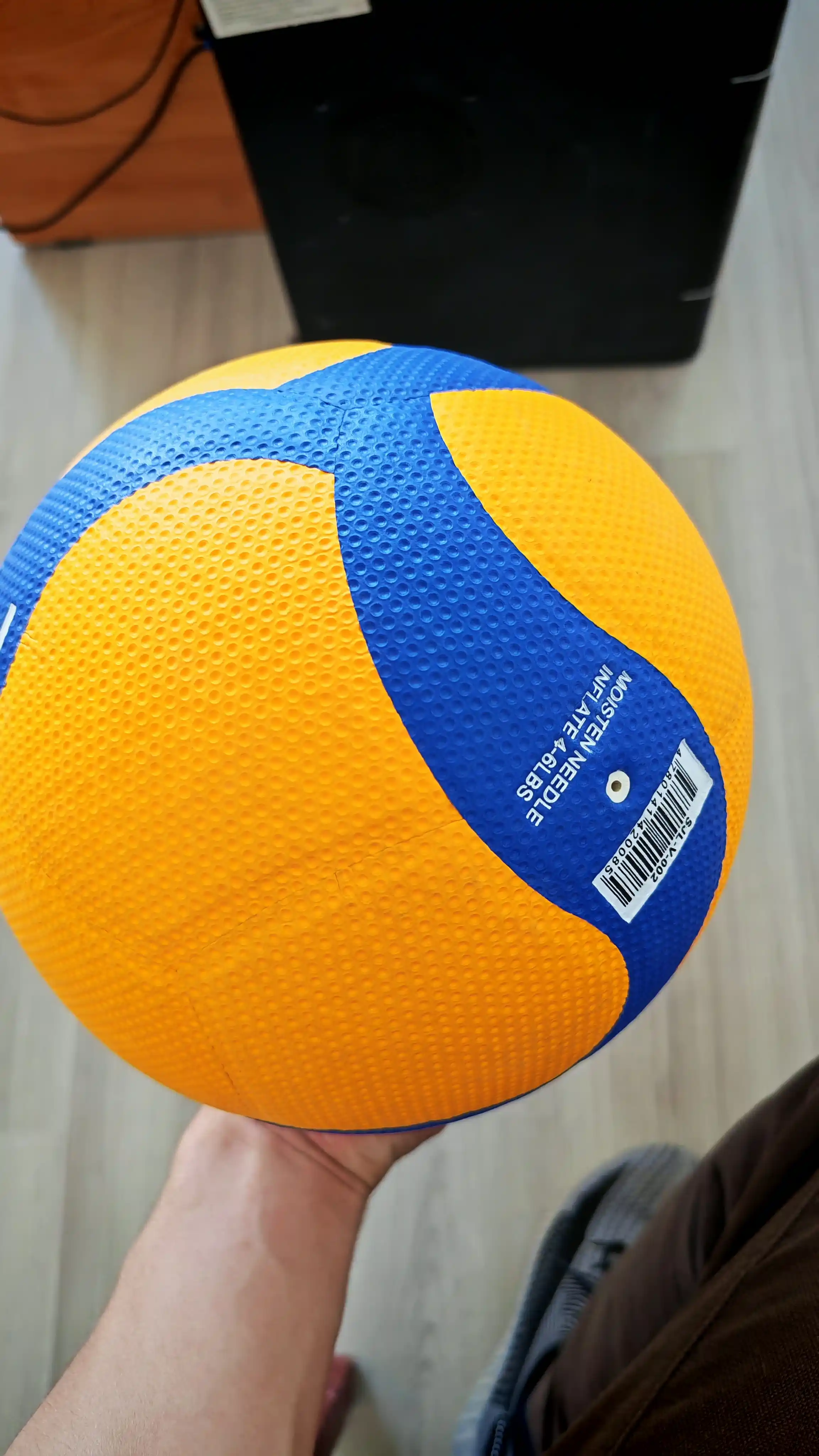 7Saber voleybol to‘pi, 5-o‘lcham, koptog sovg‘a qutisida