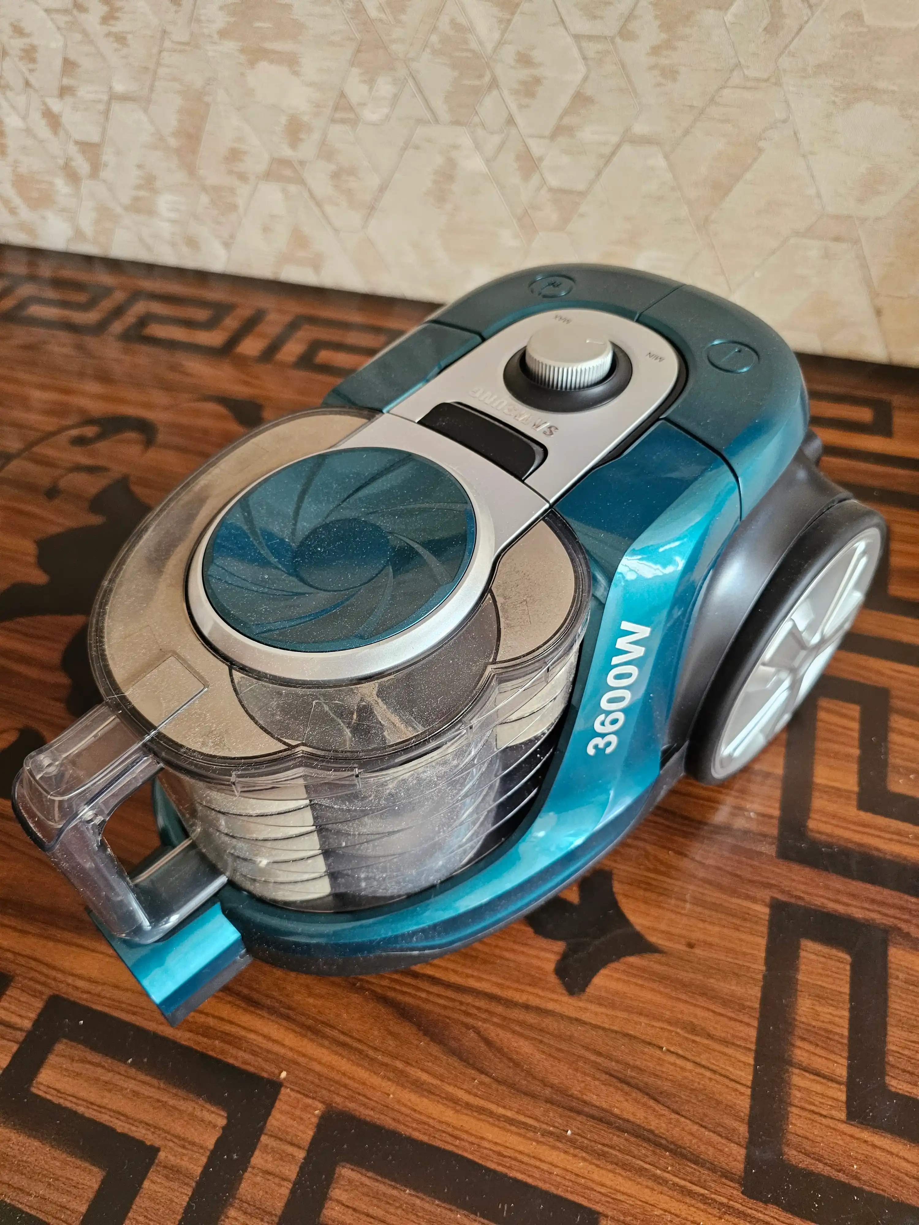 Пылесос Samsung PowerPro, 3600w, 4 л, с телескопической трубкой, с HEPA фильтром