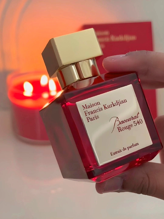Baccarat Rouge 540 парфюмерная вода, для женщин и мужчин
