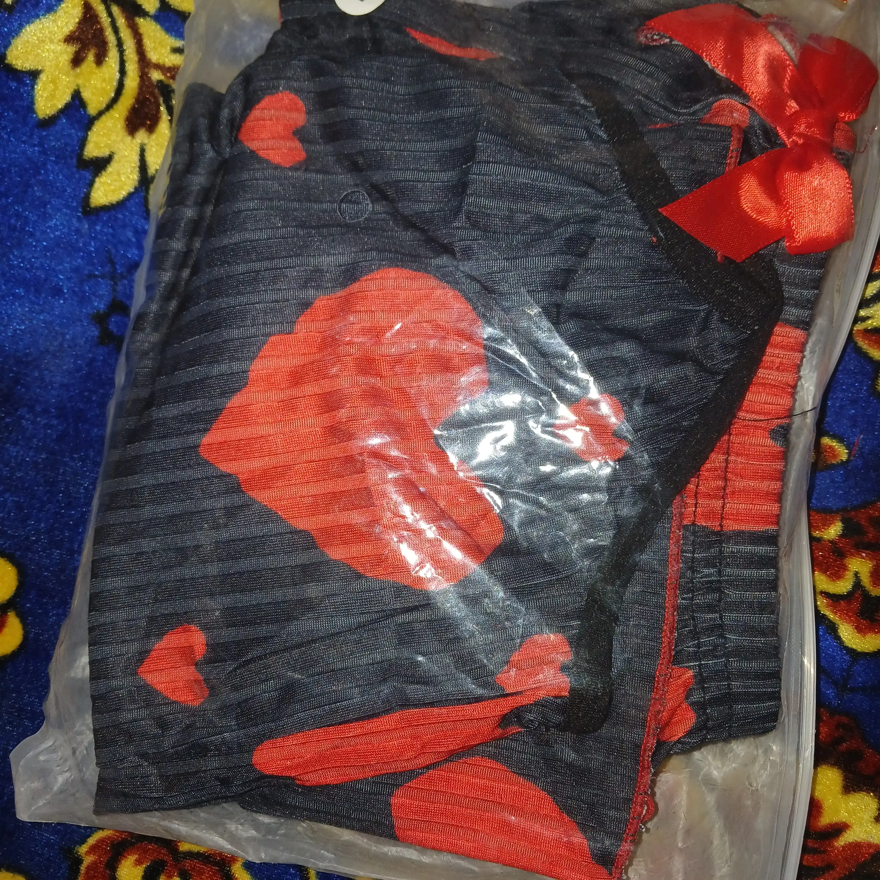 Pijama ayollar uchun, mayka va shortik