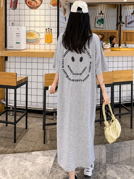 Ayollar uchun oversize futbolka ko‘ylak yozgi, printli, midi keng fason, to‘g‘ri bichimli