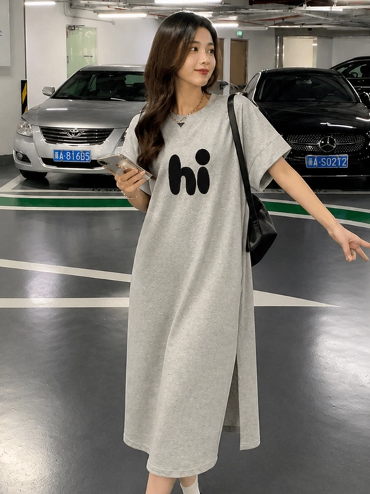 Ayollar uchun oversize futbolka ko‘ylak yozgi, printli, midi keng fason, to‘g‘ri bichimli