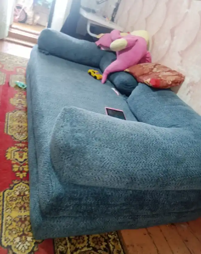 Divan karkazsiz