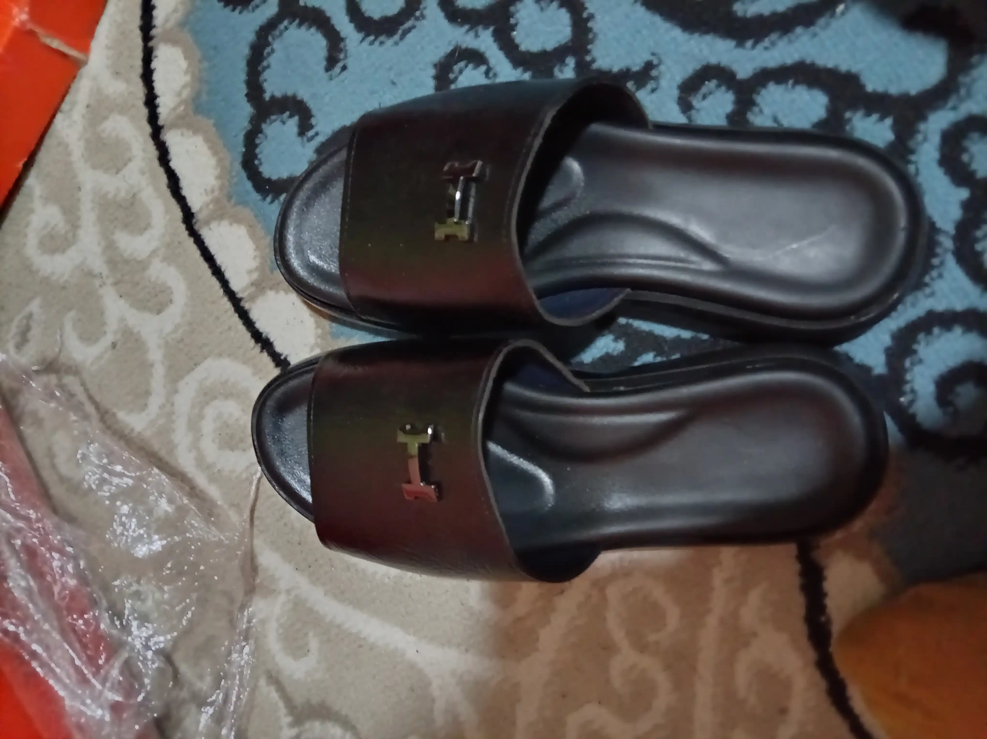 Erkaklar shippagi, 39-43 dona 100% tabiiy charm