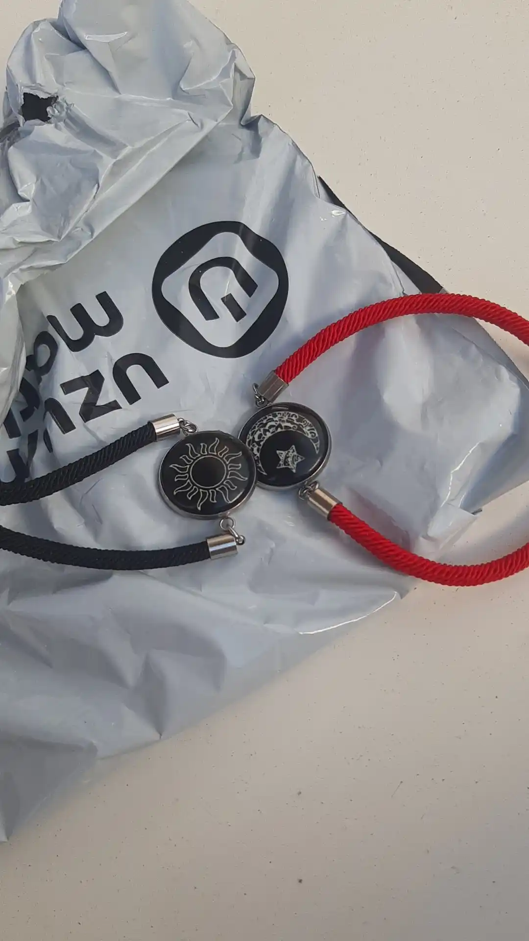 Bilaguzuklar, Oy va Quyosh juft bilaguzuklari, qizlar va o‘g‘il bolalar uchun aksessuarlar