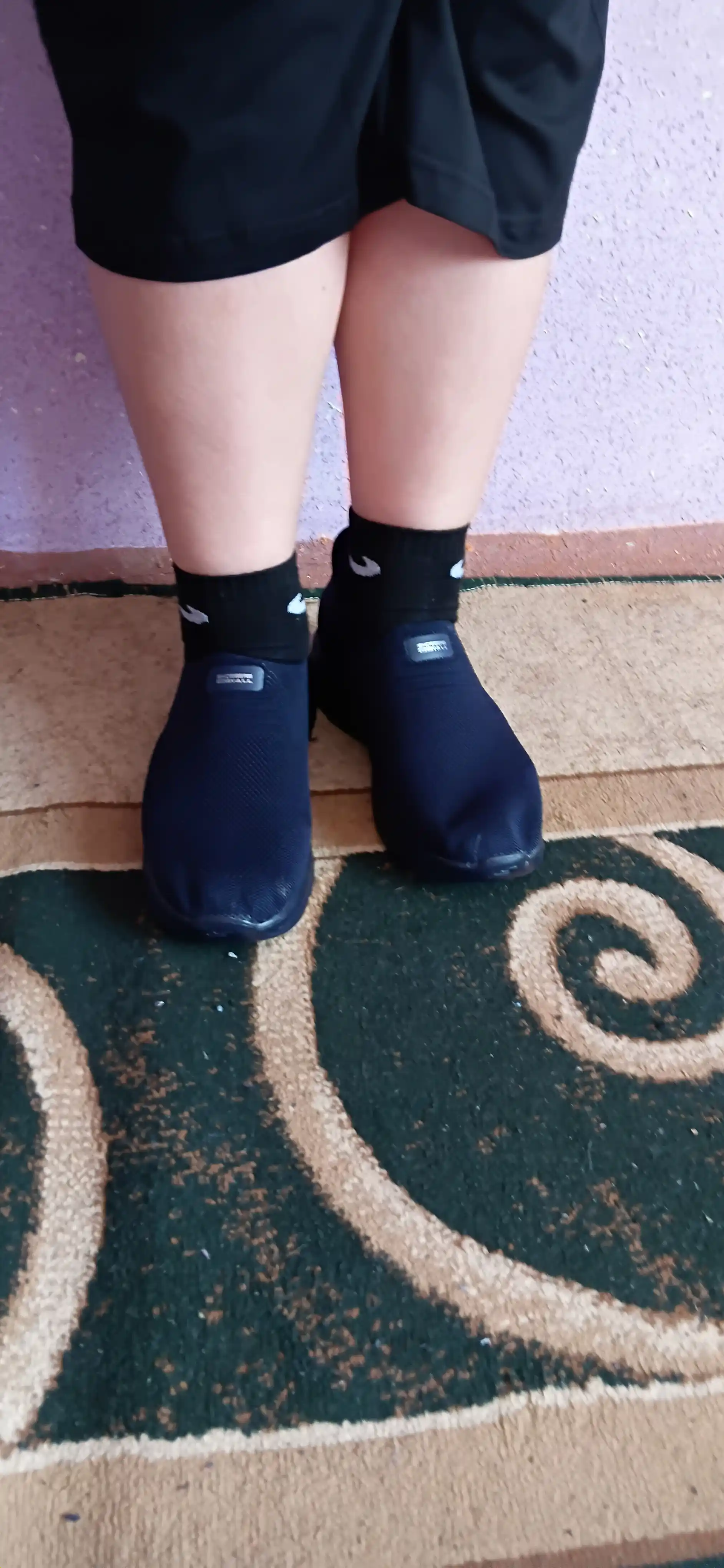 Erkaklar sliponi, yengil va qulay, nafas oluvchi sport poyabzal