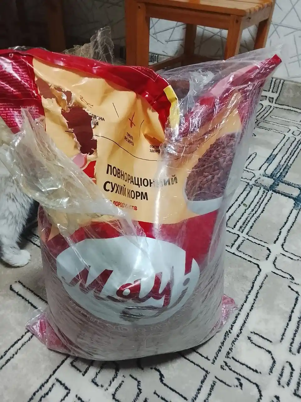 Myaу mushuklar uchun quruq yem, tovuq go‘shti bilan, 11 kg