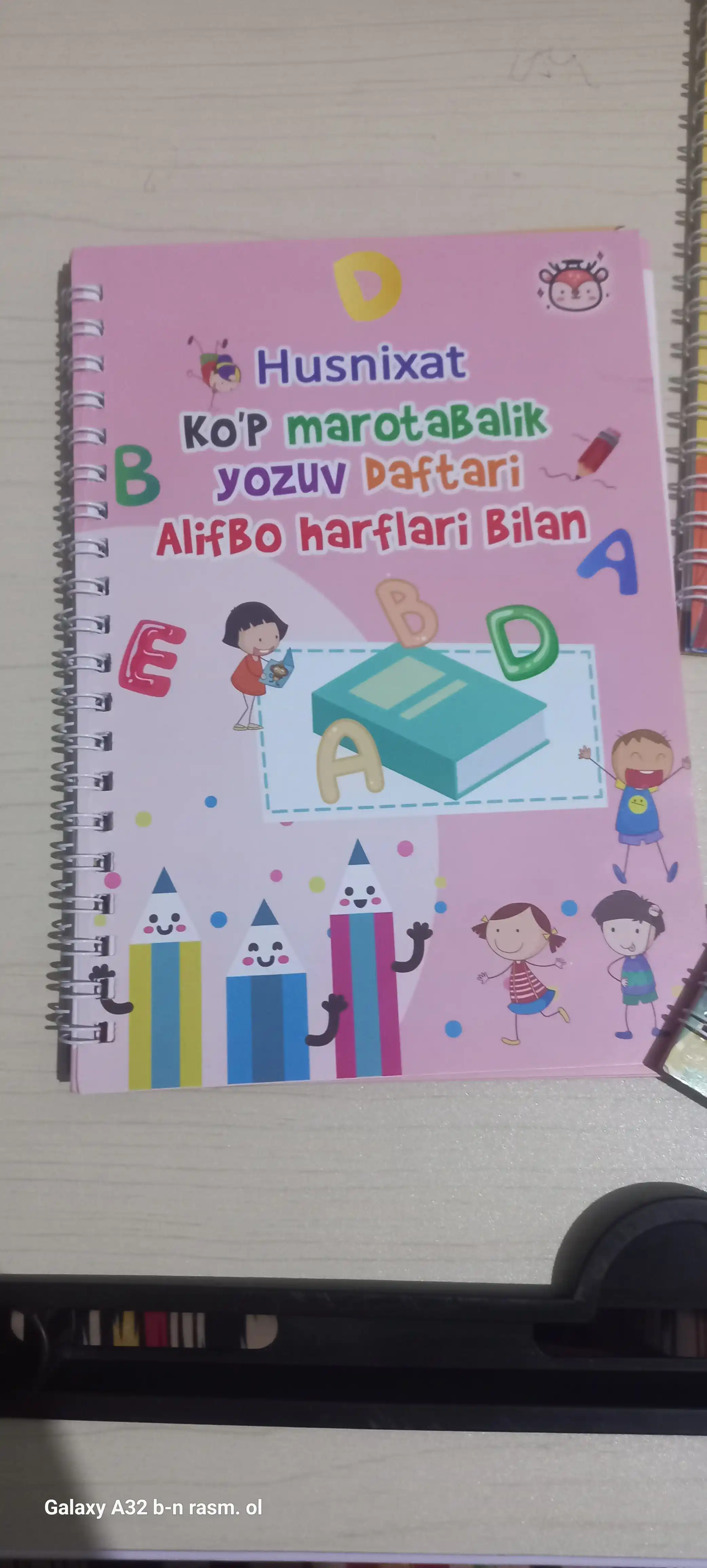Qattiq daftalar, yozuv mashqlari, sehrli, ingliz tili, rus tili, arab tili, o'zbek tili