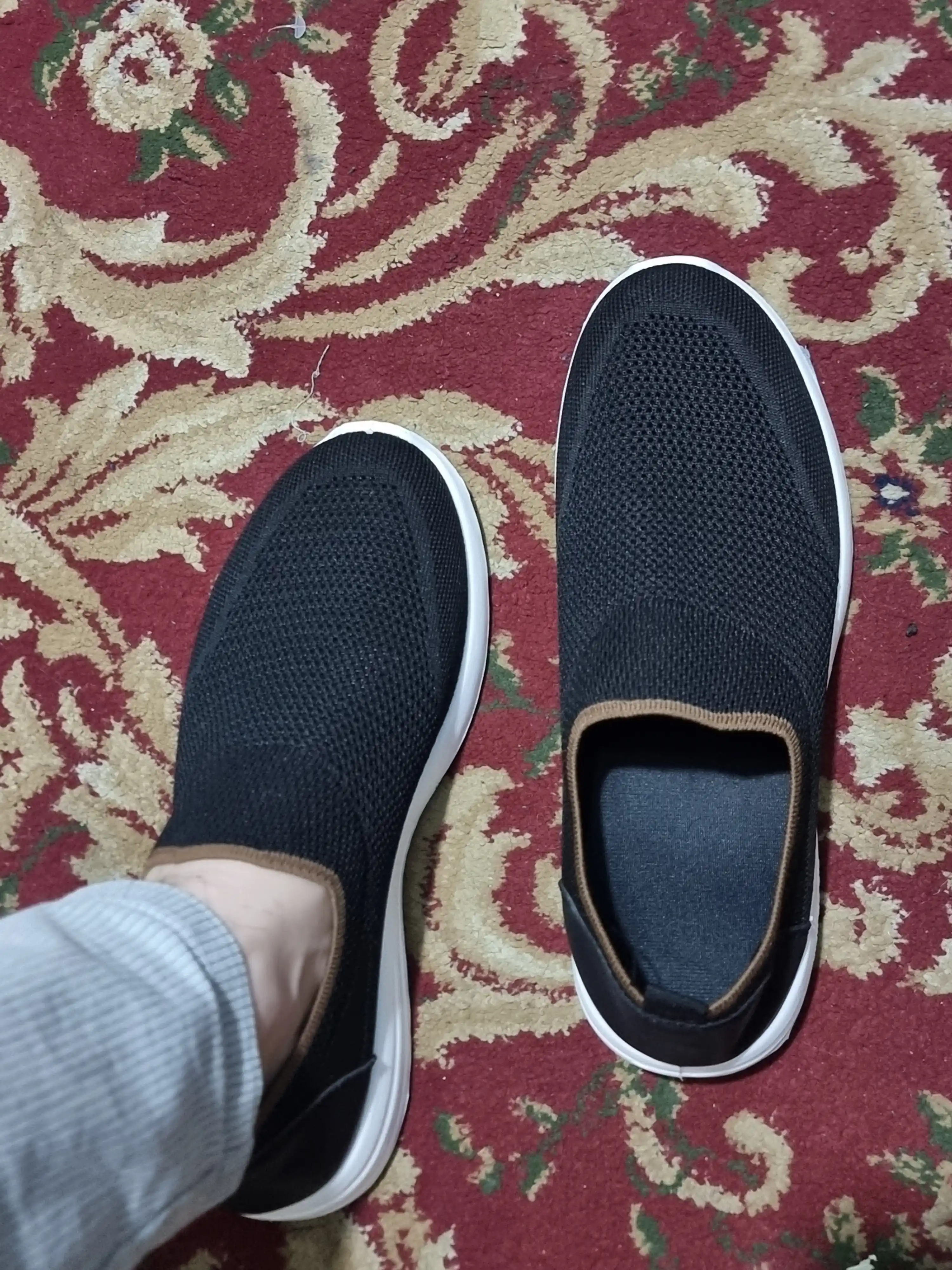 Erkaklar uchun slipon, yengil va nafas oluvchi slipon, Erkaklar uchun sliponlar,baxor,yoz