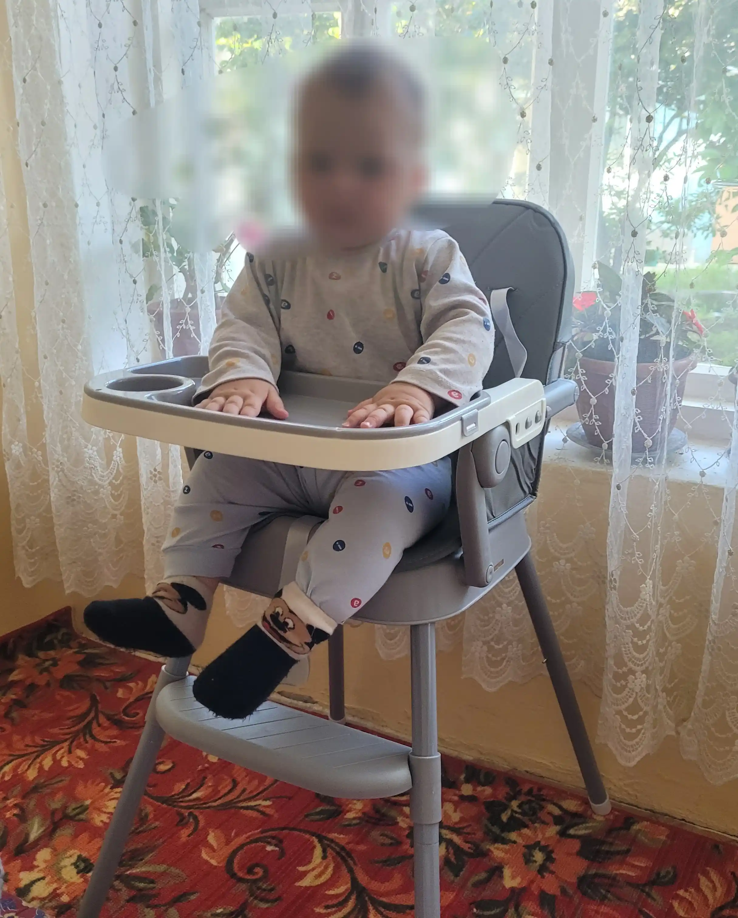 Детский стульчик для кормления
