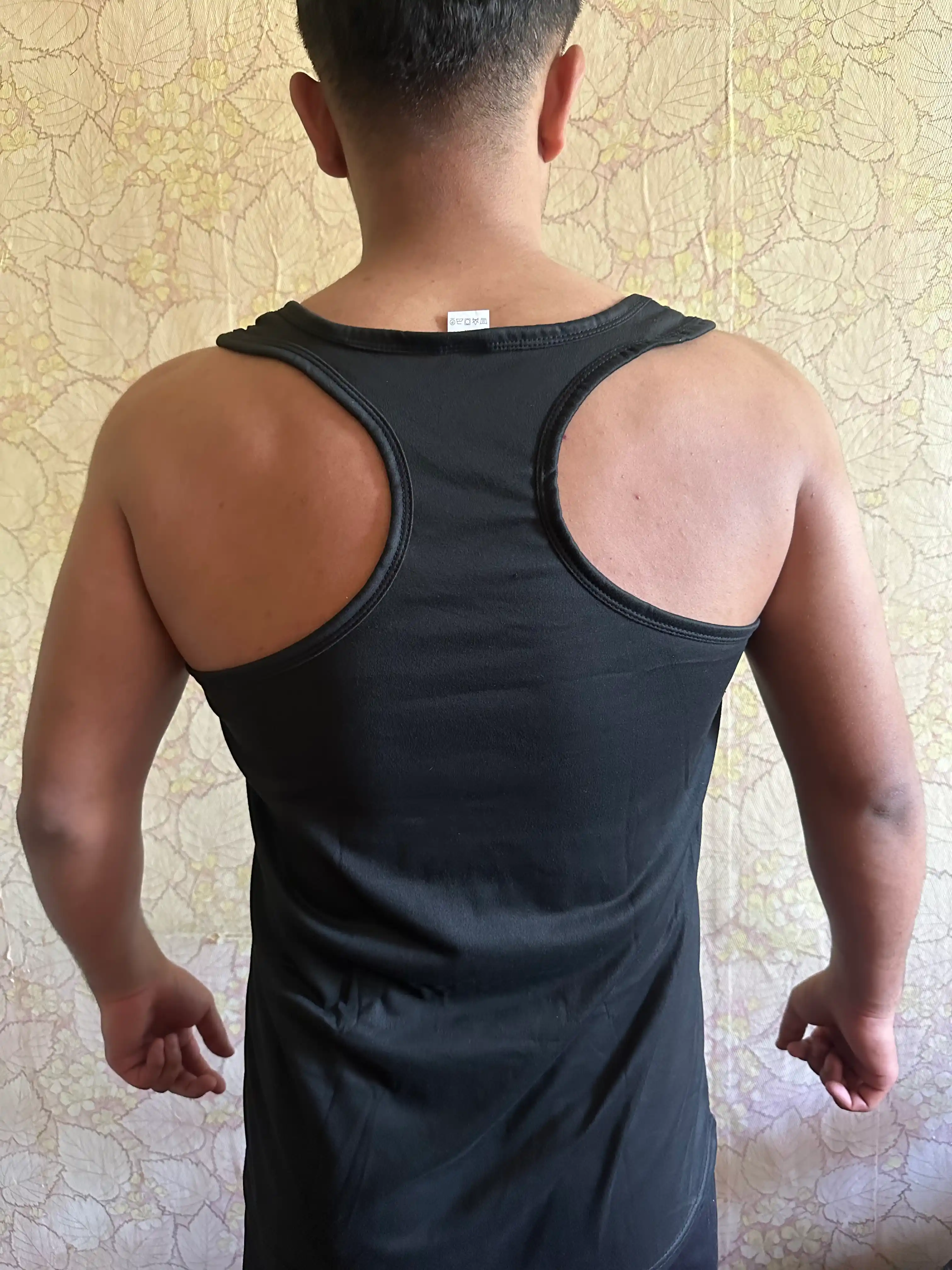 GYM Erkaklar uchun mayka, sport mayka, formani ochib ko'rsatuvchi, mativatsiya uchun
