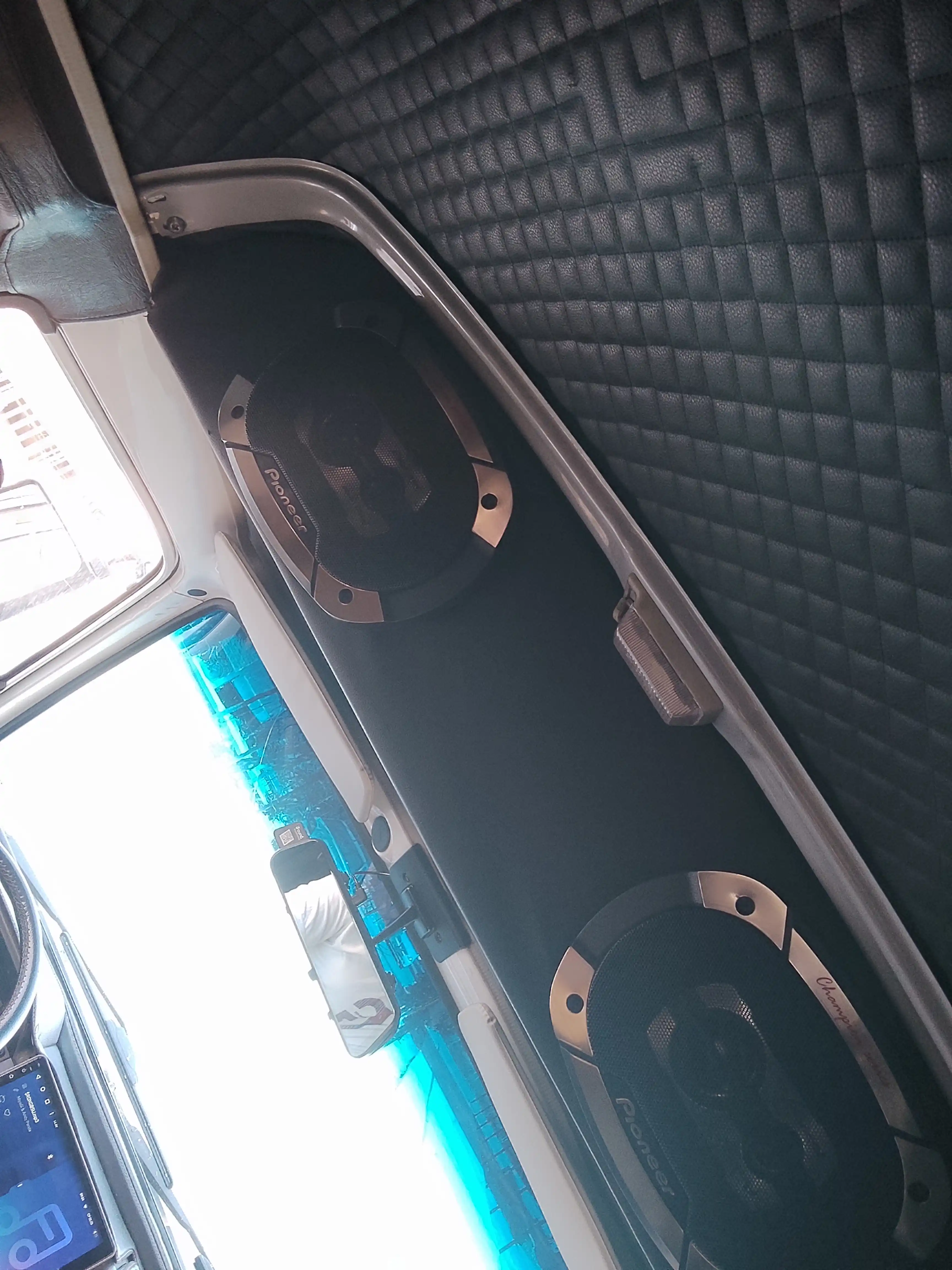 Pioneer Champion V3 Kalonka 550 Wat 2 шт очень мощный и не требует гигантского усилителя