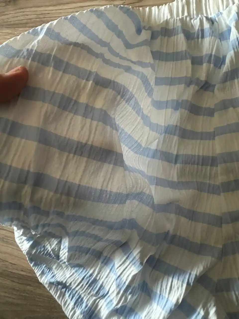 Qizlar uchun pijamalar, top va shortilar, uy kiyimlari
