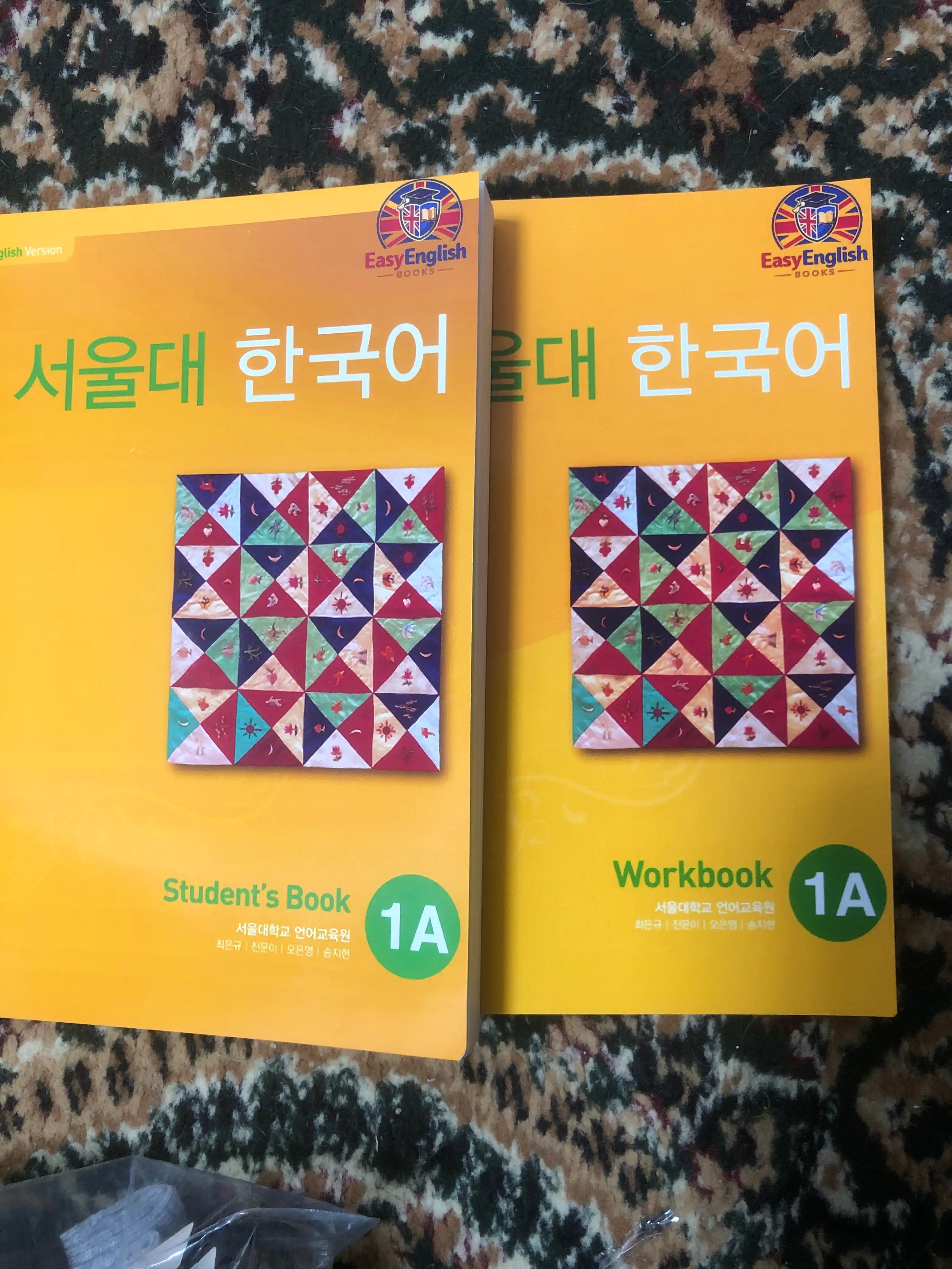 Seoul Korean, Kitobi 1A, 1B, 2A, 2B, 3A, 3B, 4A, 4B Students Book va Work book