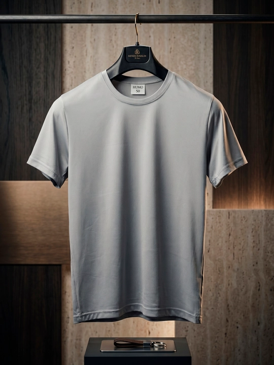 Asosiy, universal, kundalik kiyish uchun qulay, unisex futbolka