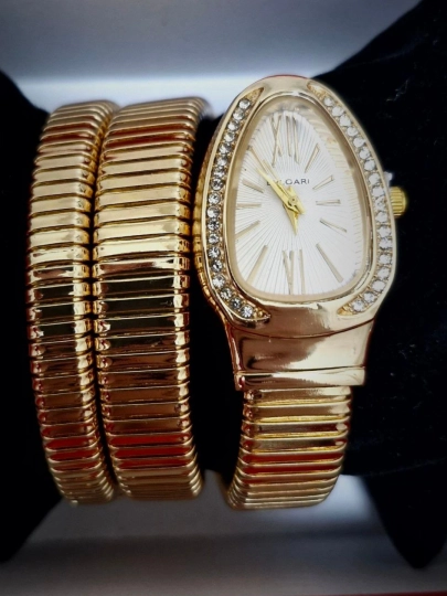 Женские часы Bvlgari Serpenti — двойная змейка, изысканный стиль