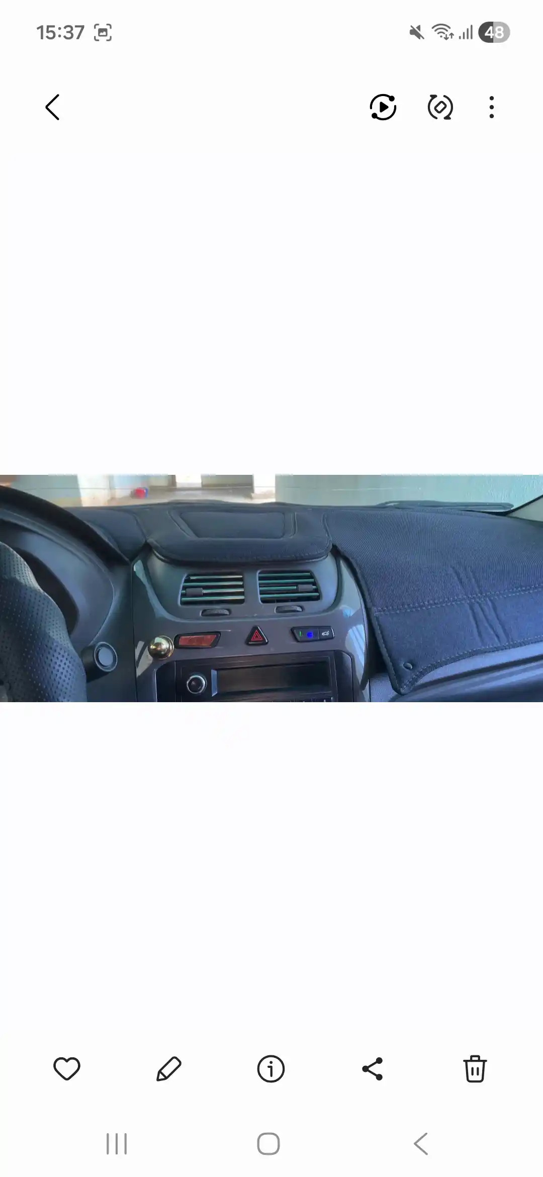 Jensi materialdan tarpeda chexoli, gilam va nakidka Chevrolet avtomobillari uchun sifatli