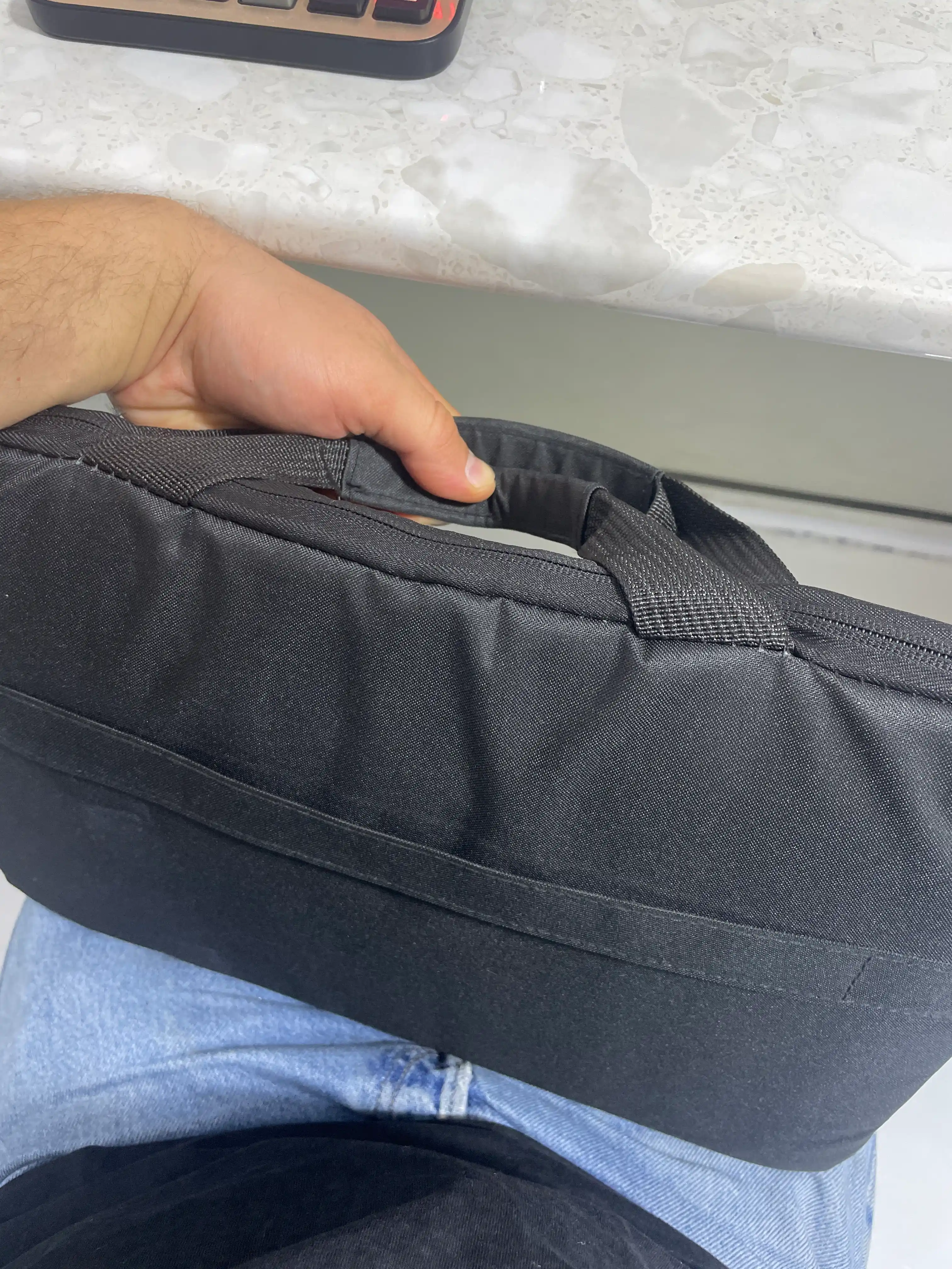 Сумка-портфель для ноутбука, с плечевым ремнем, 15.6", влагостойкая