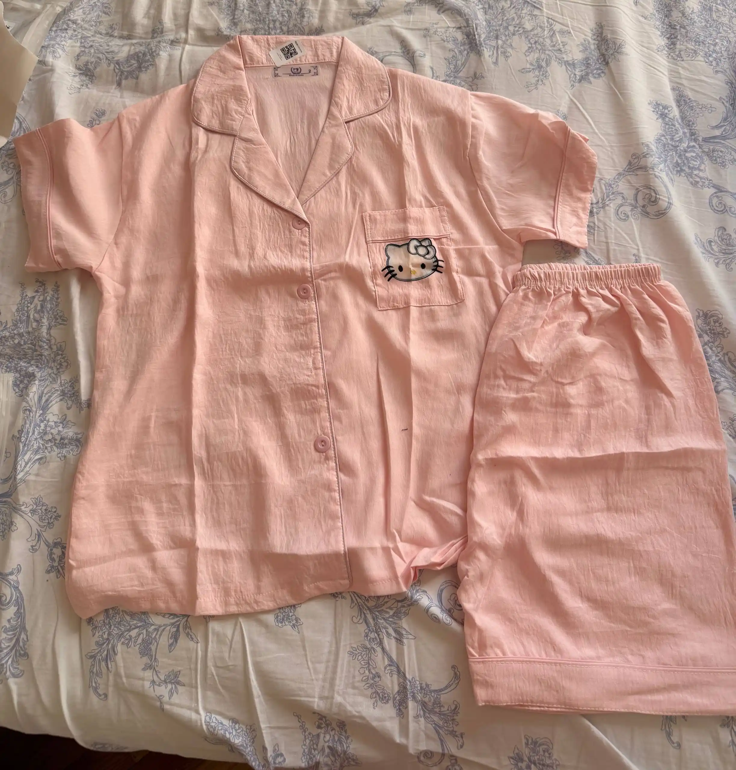Ayollar pijamasi komplekt, ko‘ylak va shorti, shim, yozgi, M/XL