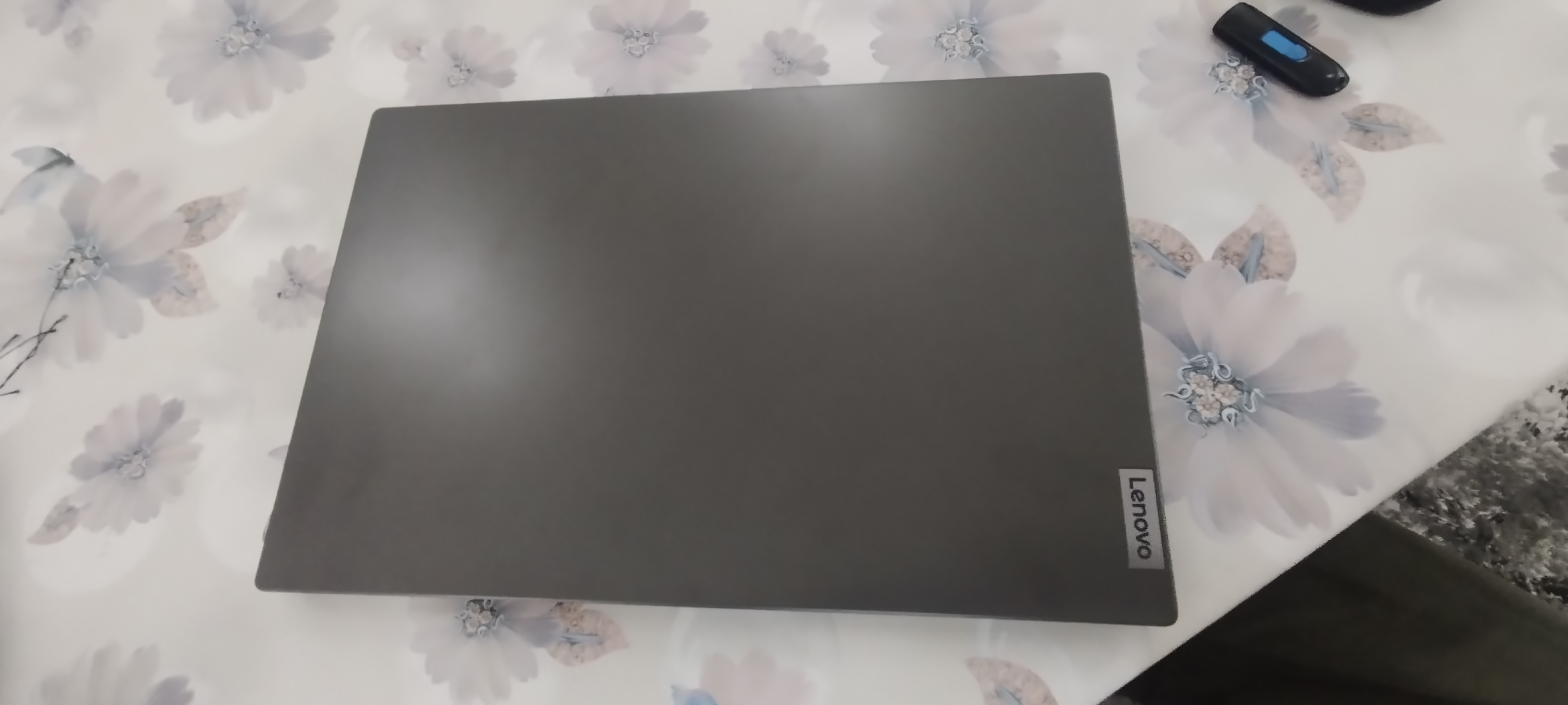 Noutbuk Lenovo IdeaPad 3 Amd Ryzen 7 7735HS (15.6 WUXGA IPS) RAM 24GB DDR5, SSD 512GB