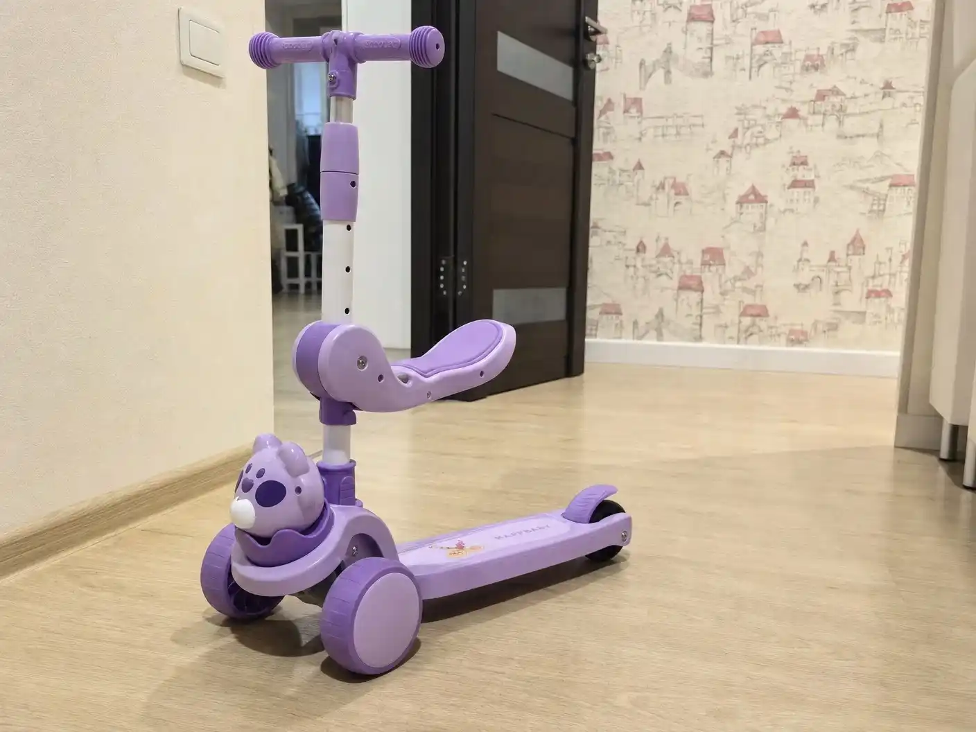 FIDGO uch g‘ildirakli bolalar samokati, buklanadigan, o‘rindiq, musiqa va chiroqlar bilan
