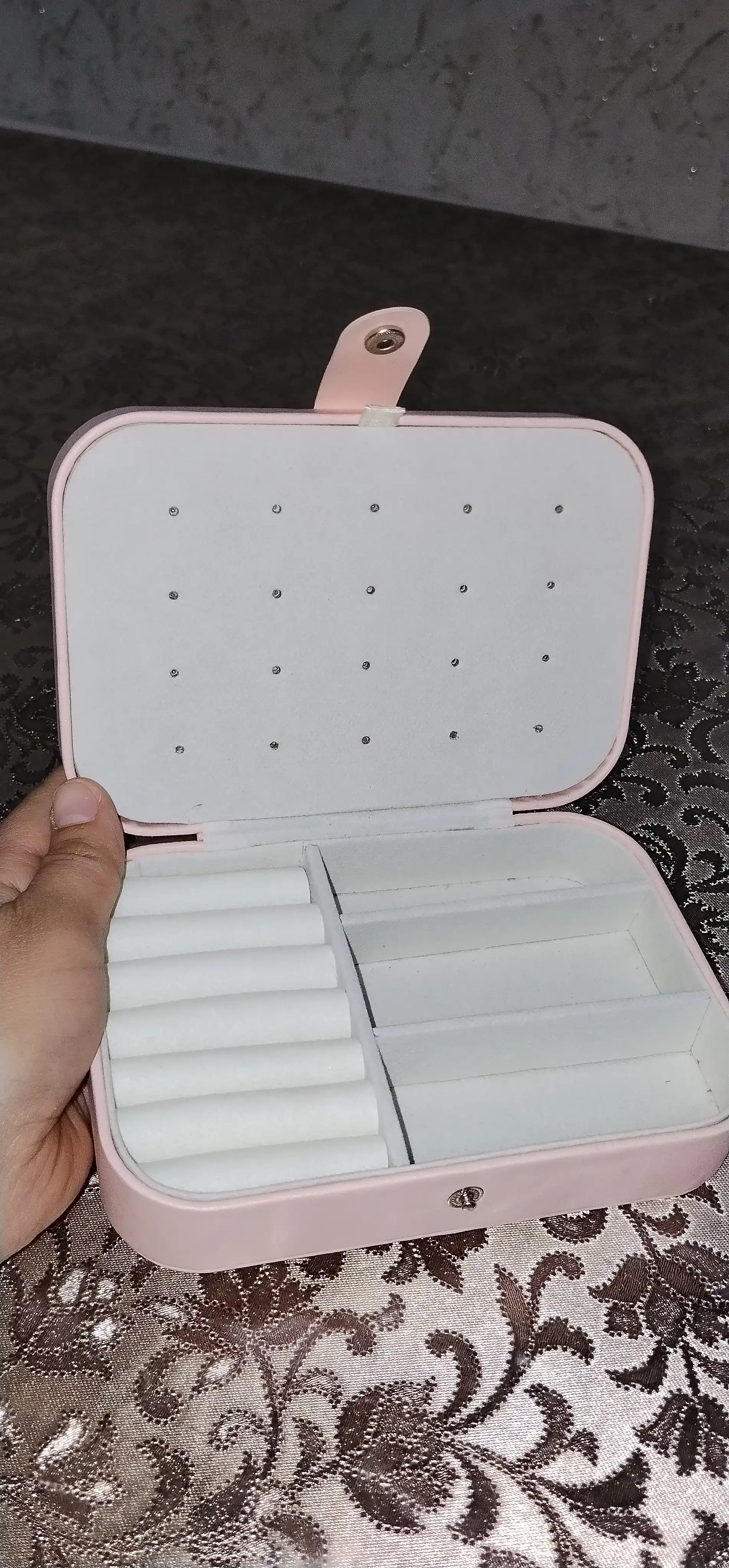 Organayzer, taqinchoqlar qutisi, quti