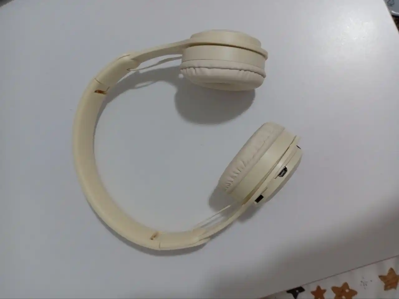 Simsiz Bluetooth v5.3 quloqchinlar, bosh, FM radio, SD karta, AUX