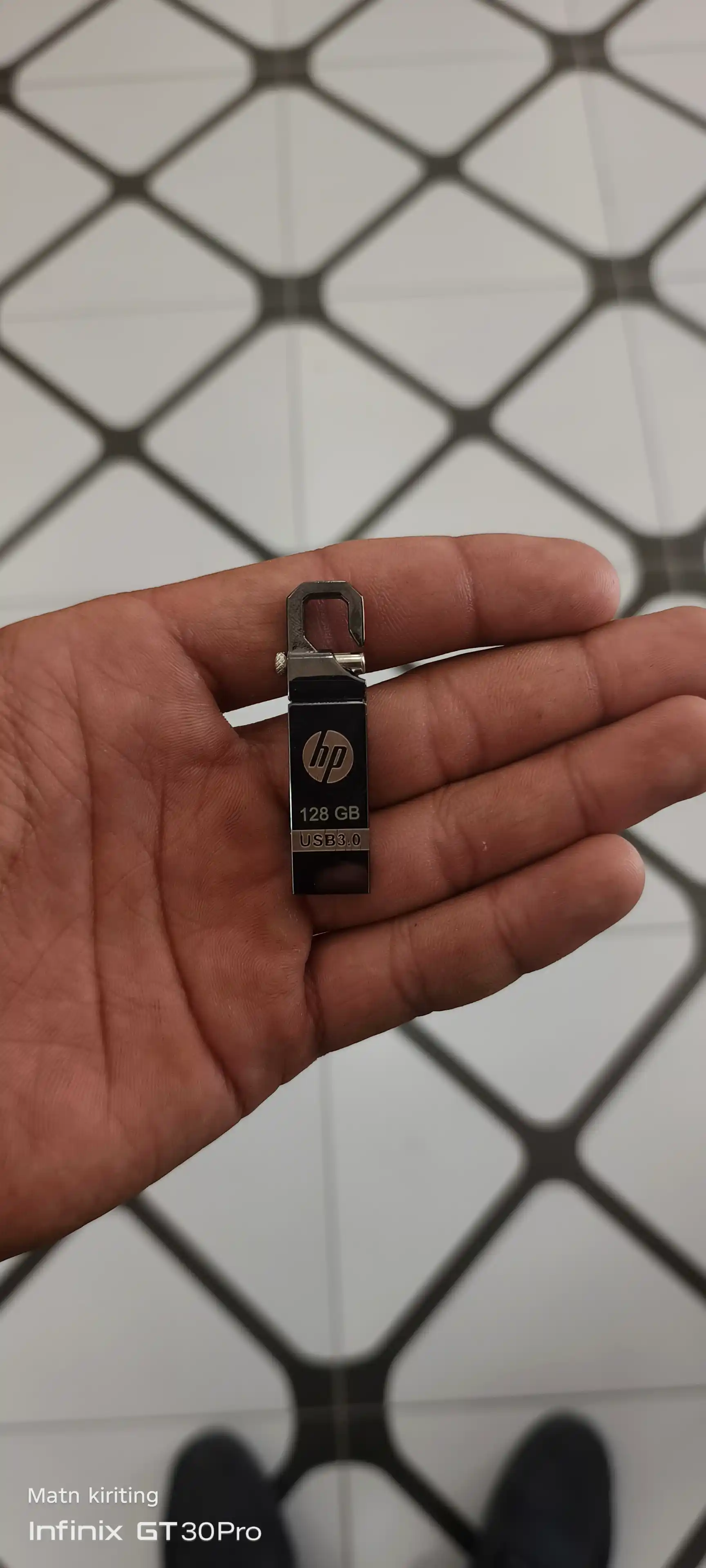 Флешка USB 3, HP  1 ГБ, 2 ГБ, 4 ГБ, 8 ГБ, 16 ГБ, 32 ГБ, 64 ГБ, 128 ГБ