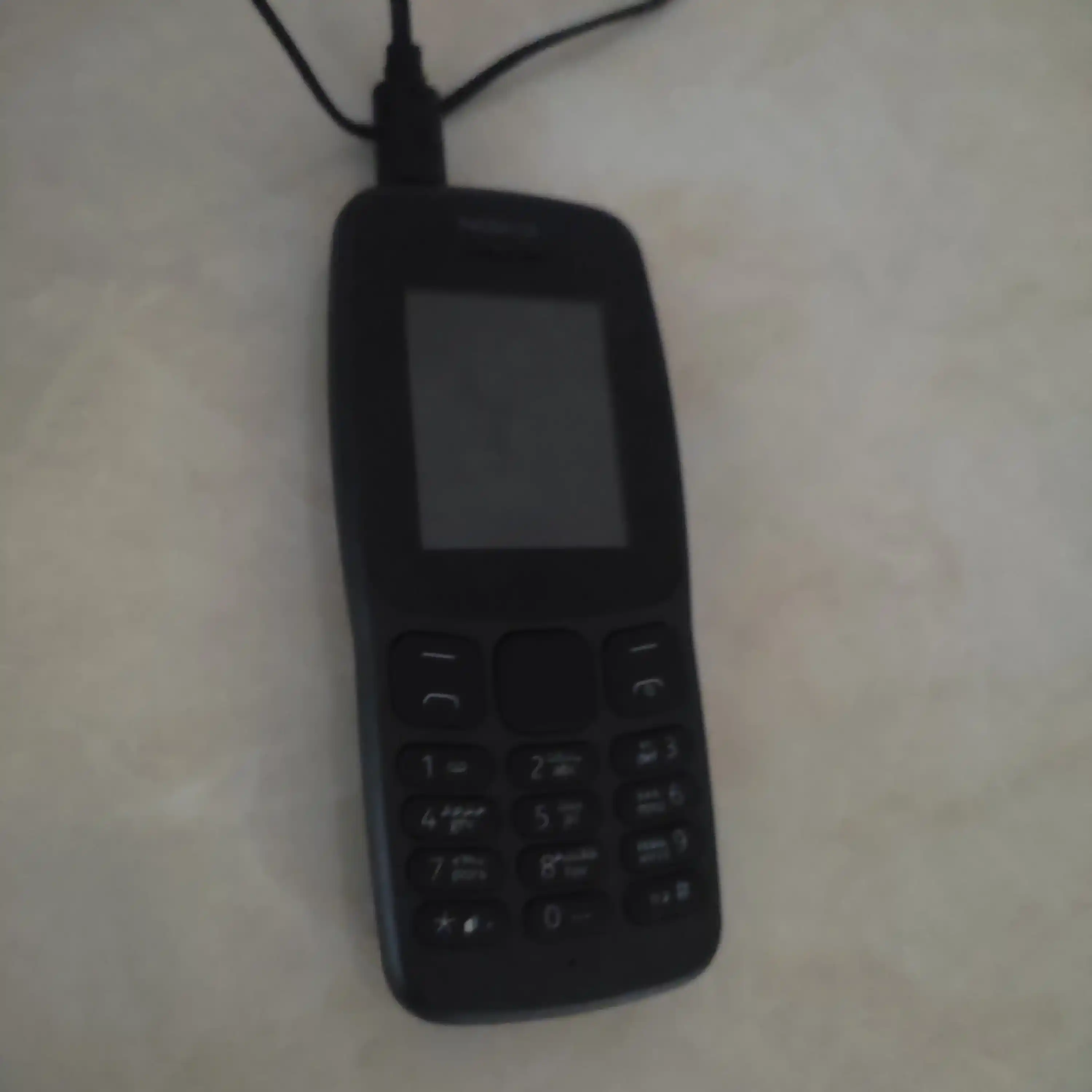Mobil telefon Nokia 106