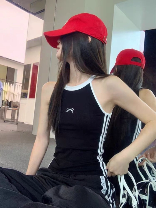 Oq chiziqli qora ayollar sport ust kiyimi