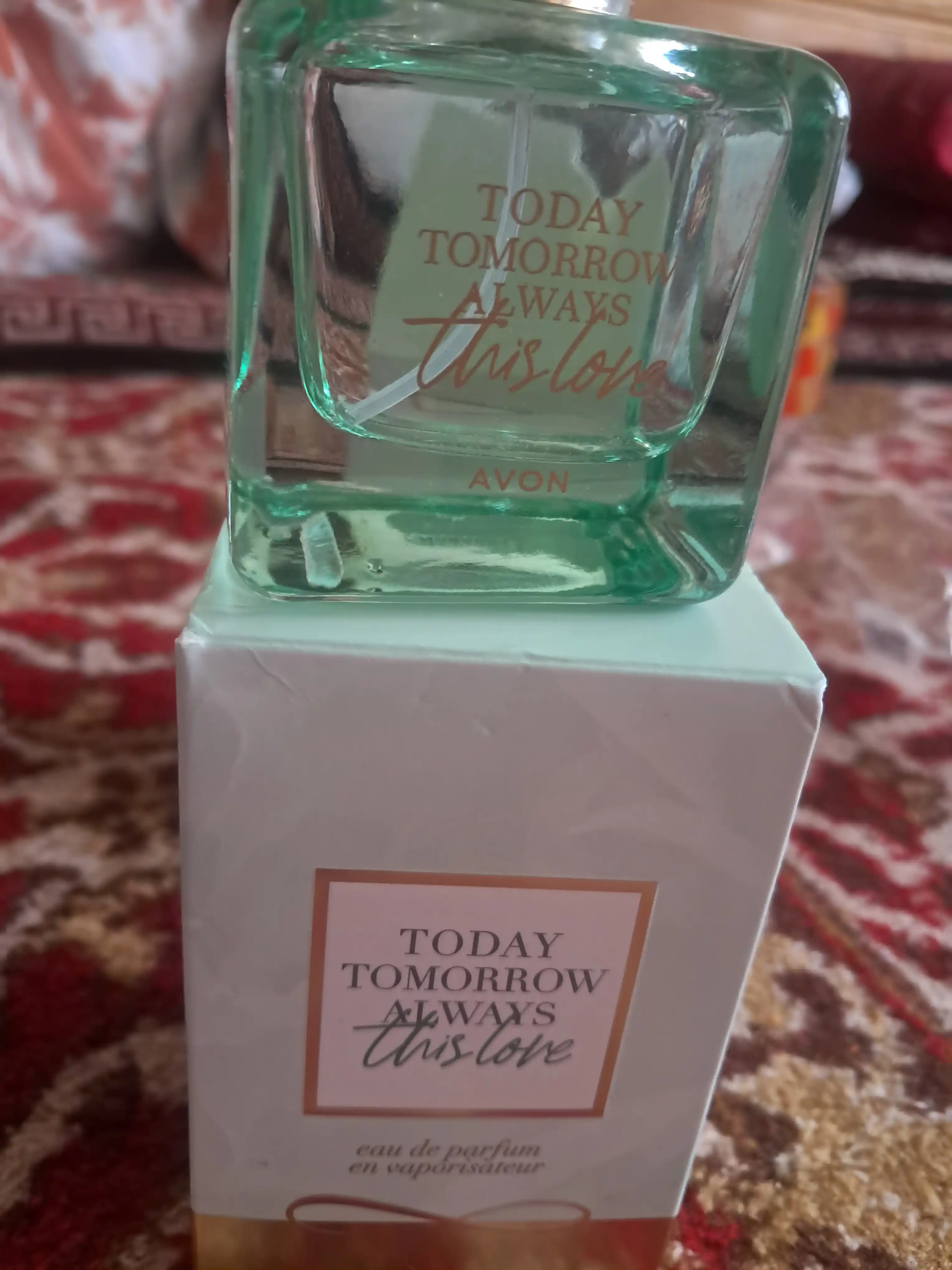 Ayollar uchun atir, 50 ml