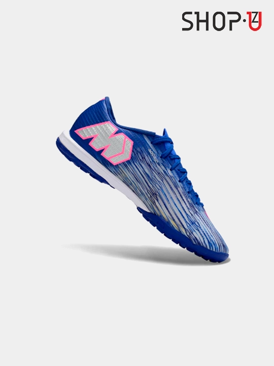 Футбольные бутсы Nike