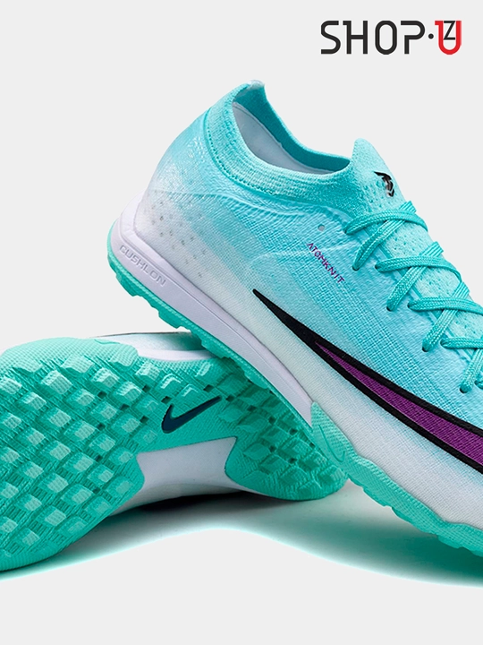 Футбольные бутсы Nike