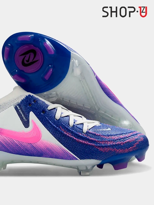 Футбольные бутсы Nike