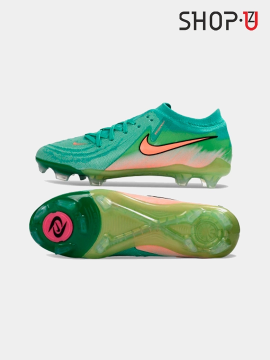 Футбольные бутсы Nike