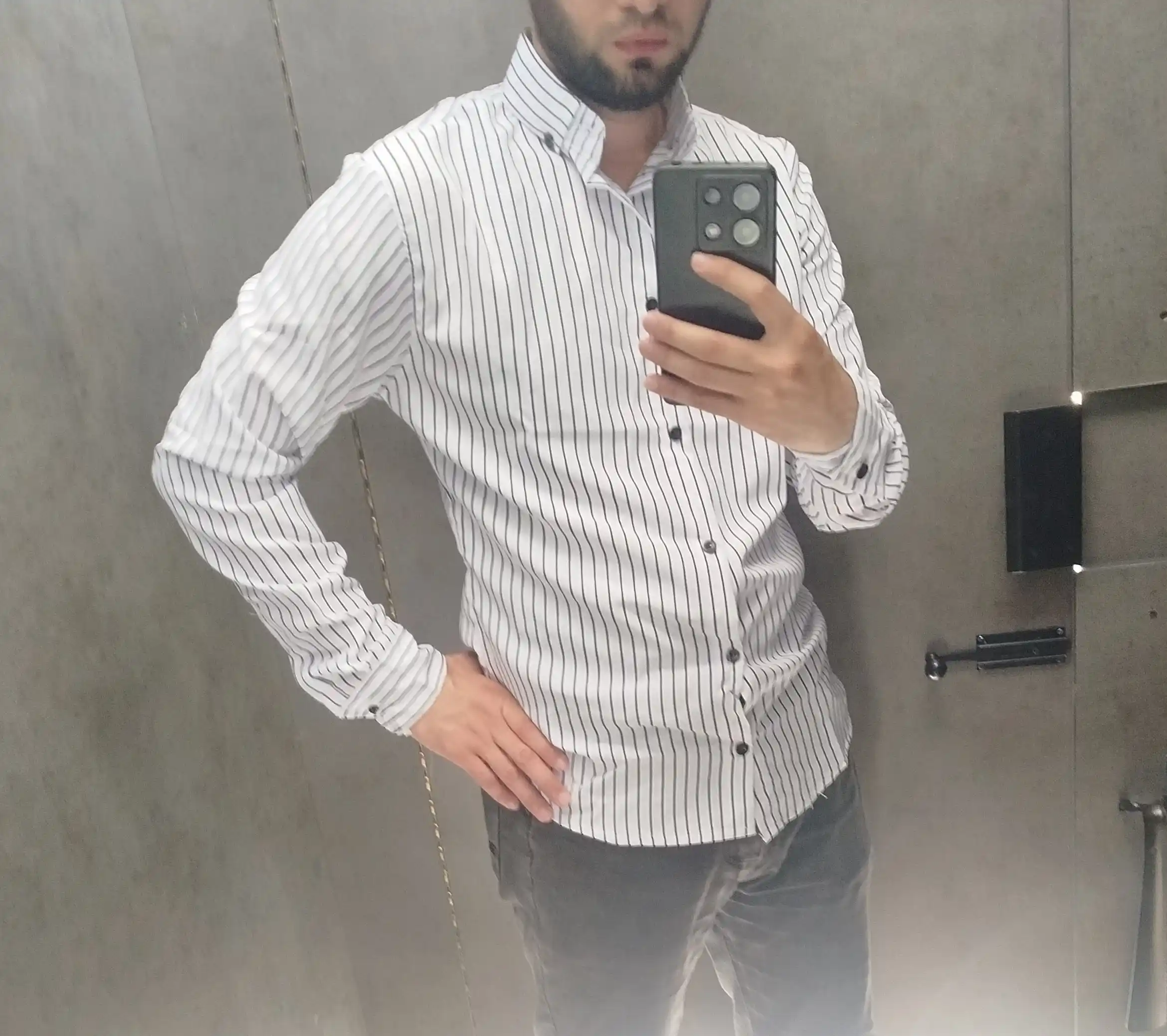 Erkaklar ko‘ylagi, klassik, belga yopishgan, yo‘l-yo‘l, bir xil rangli Slim Fit
