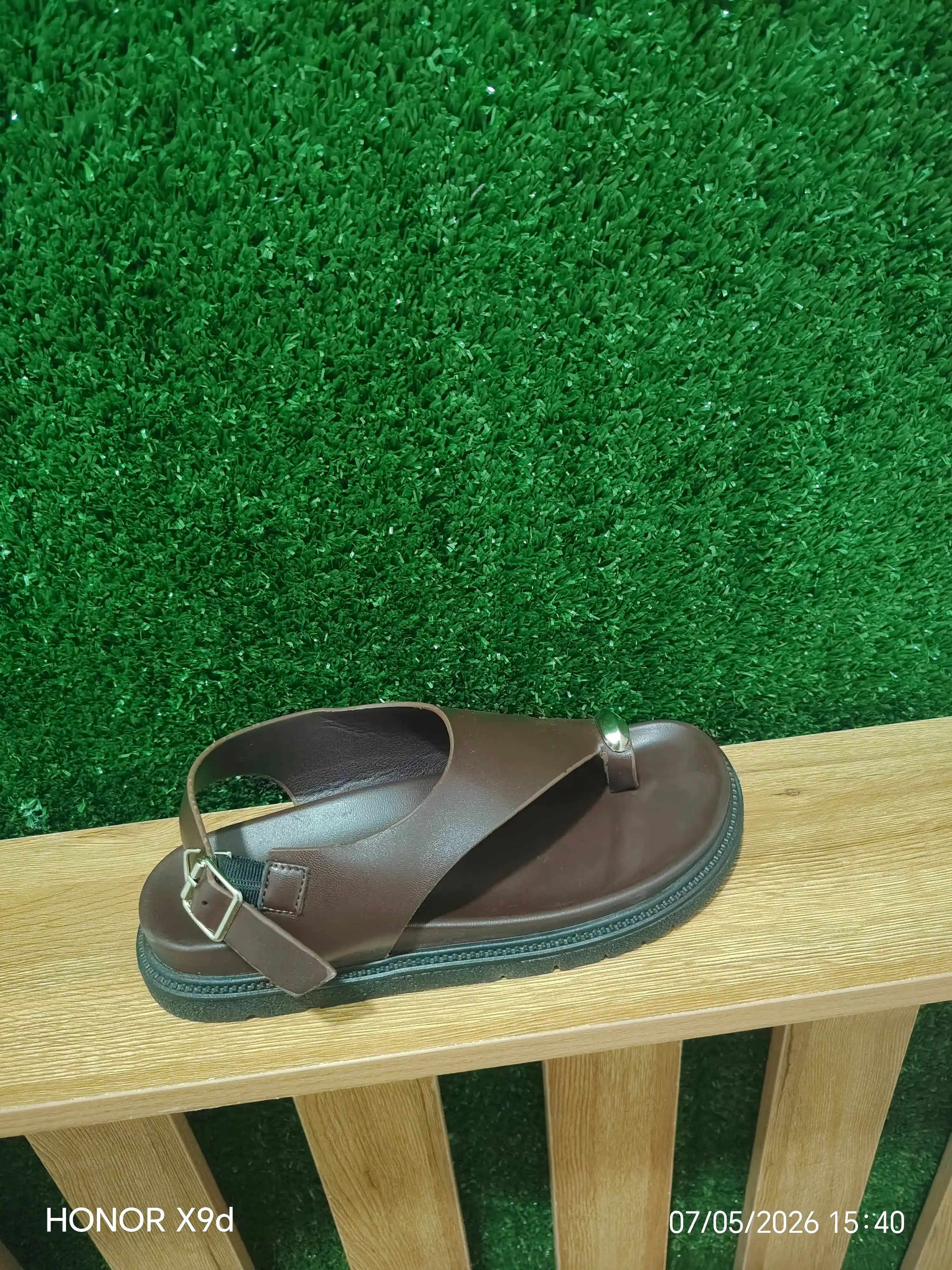 Ayollar yozgi sandal, ochiq bosonojka, platformali, zamonaviy, qulay oyoq kiyim