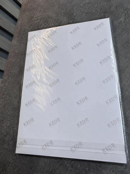 Fotobumaga yaltiroq KEDR A4 230 g/m², 20 dona fotosurat chop etish uchun