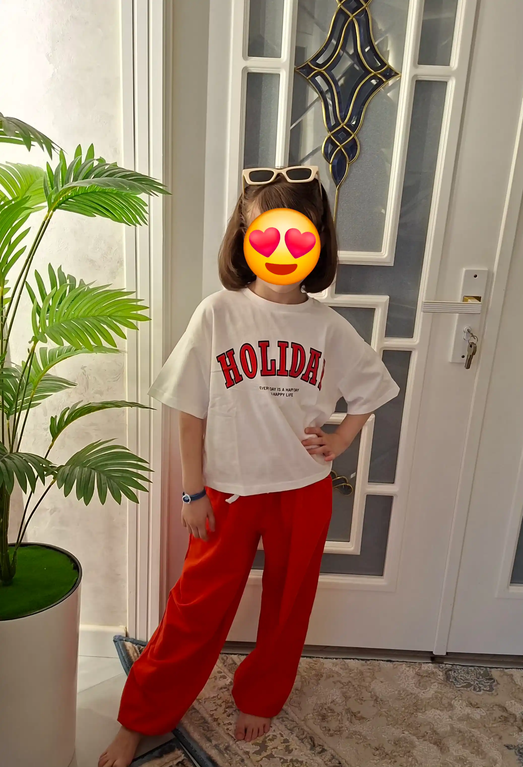 Qizlar uchun Playowo futbolka va shim to‘plami