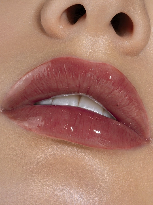 Блеск для губ с эффектом объема LUXVISAGE ICON Lips Glossy Volume, LUXVISAGE