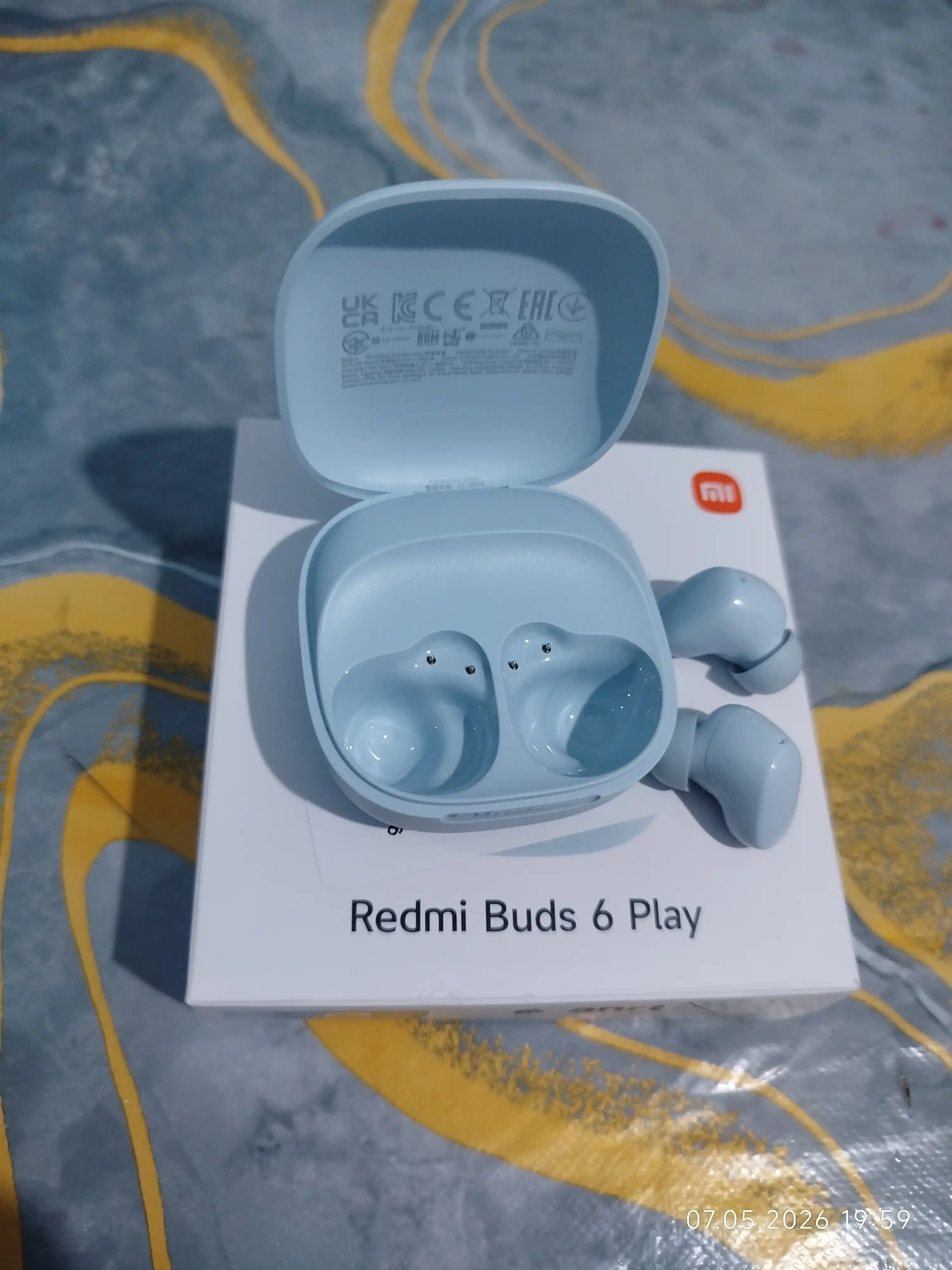 Redmi buds 6 play simsiz quloqchinlari, 36 soatgacha musiqa tinglash