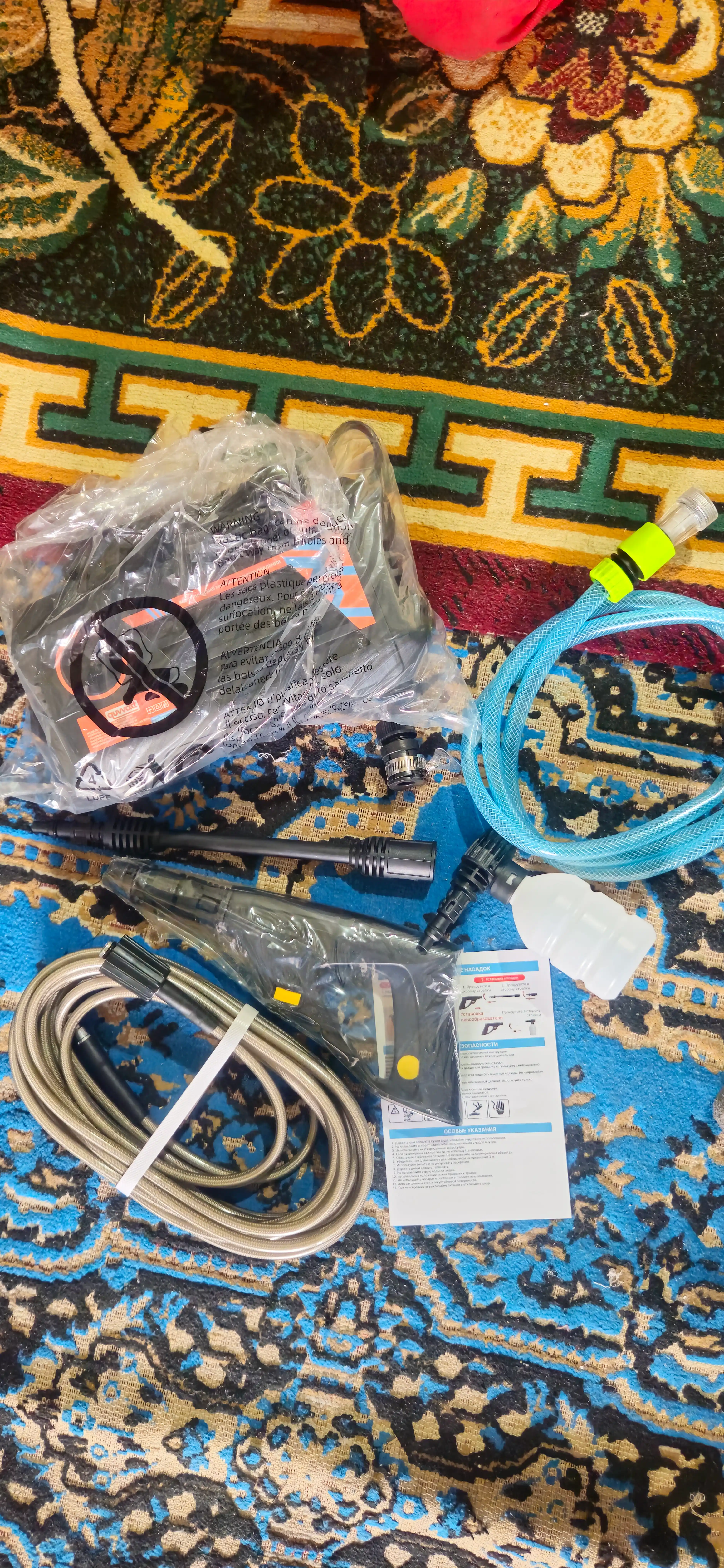 Yuqori bosimli elektr yuvish avto-moykasi 2500 Vt, 120 BAR, penogenerator bilan, apparat