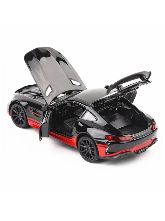 Mercedes-Benz AMG GT qora metall mashina, eshiklari ochiladi, yorug‘lik va ovozli diecast